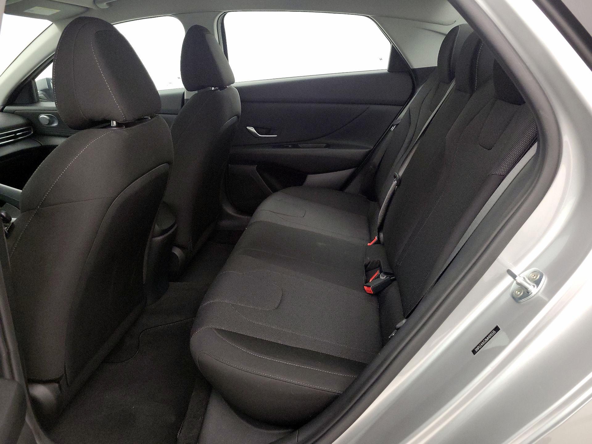 Thumbnail: 2021 Hyundai Elantra - 19