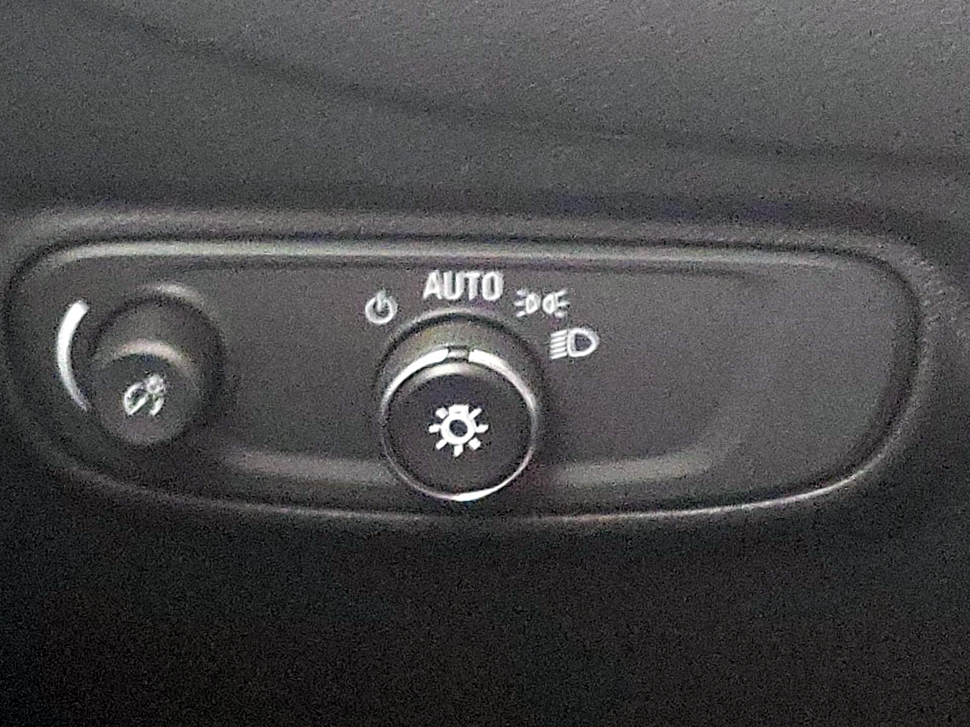 Thumbnail: 2020 Chevrolet Equinox - 13