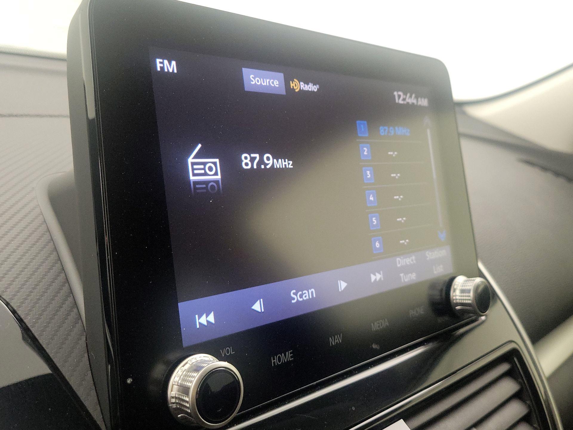 Thumbnail: 2022 Mitsubishi Eclipse Cross - 16