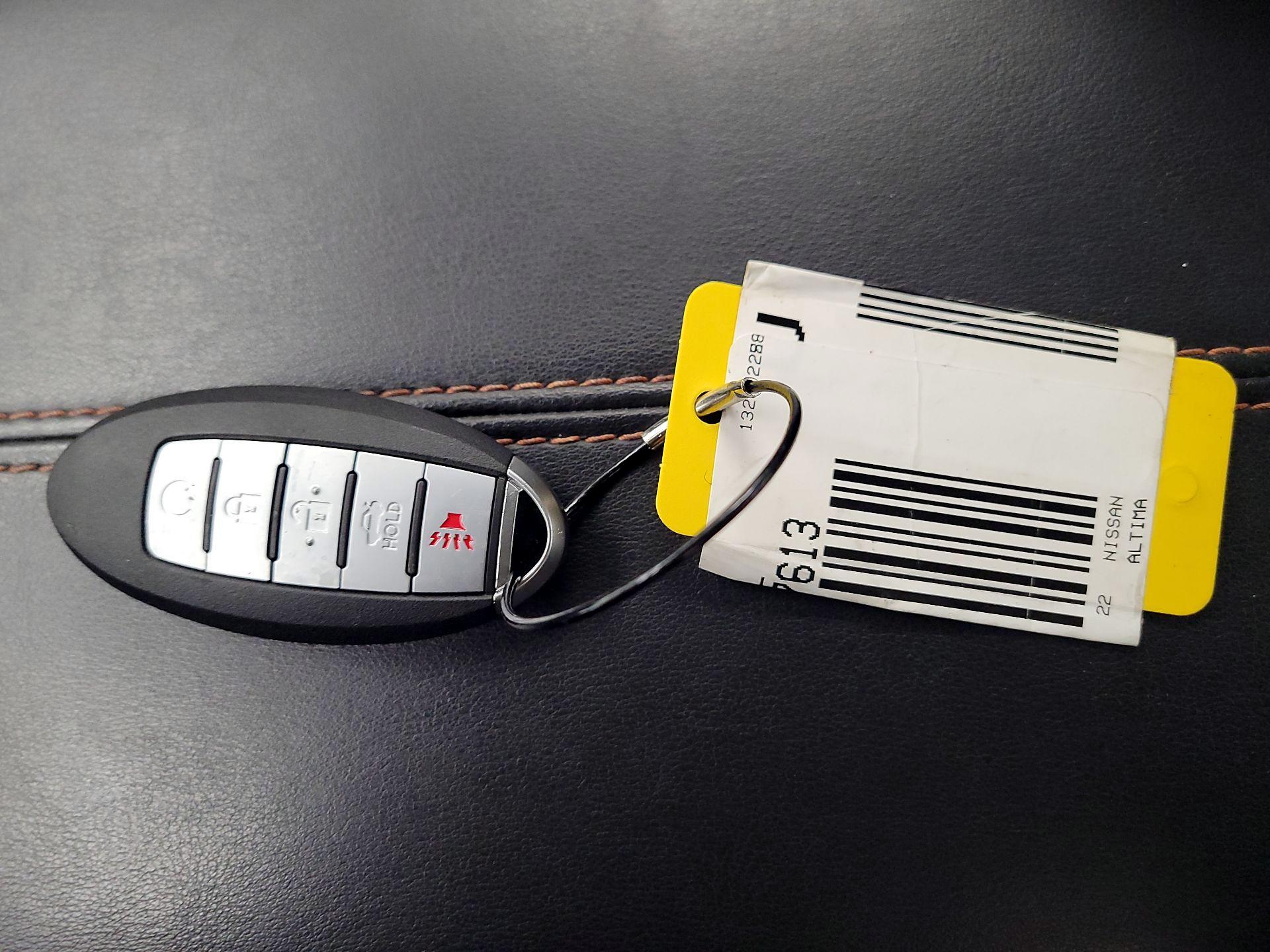 Thumbnail: 2022 Nissan Altima - 18