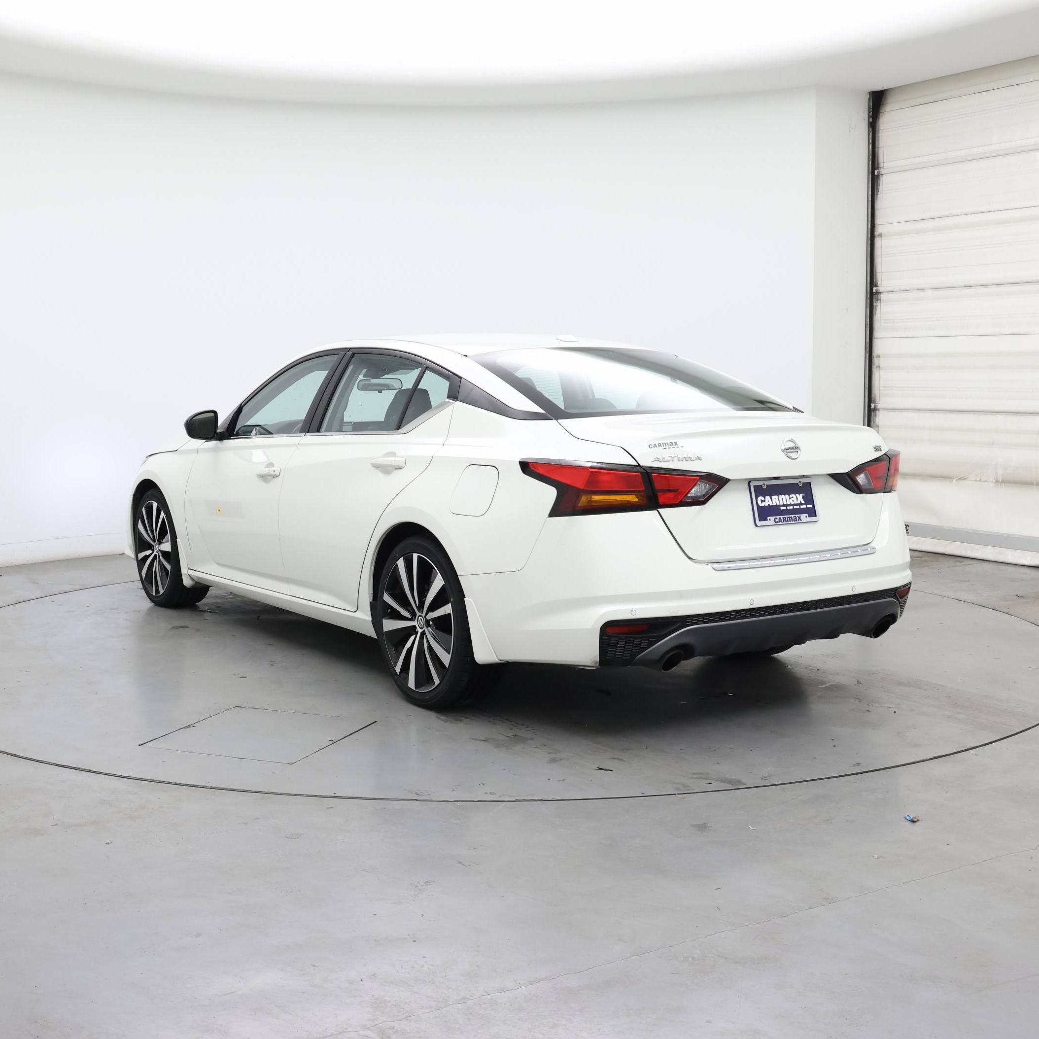 Thumbnail: 2022 Nissan Altima - 2