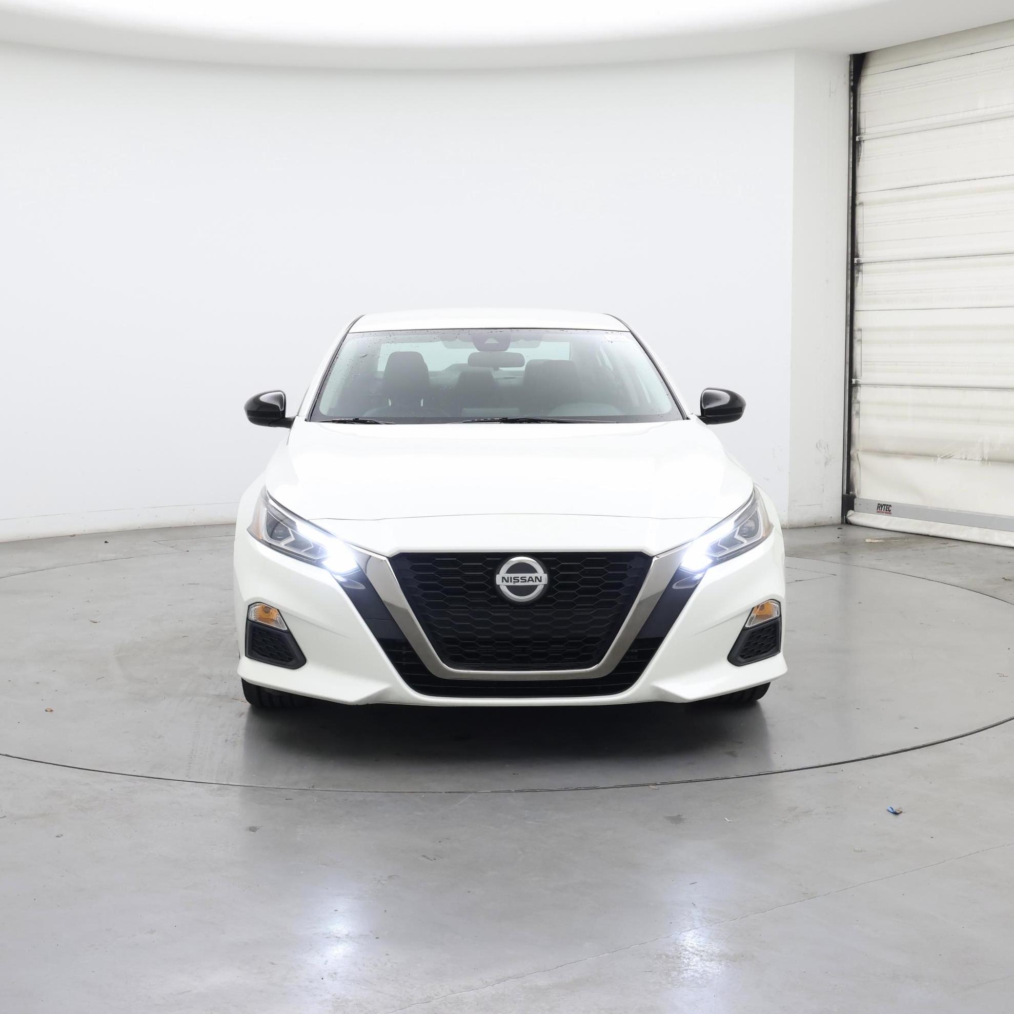 Thumbnail: 2022 Nissan Altima - 5