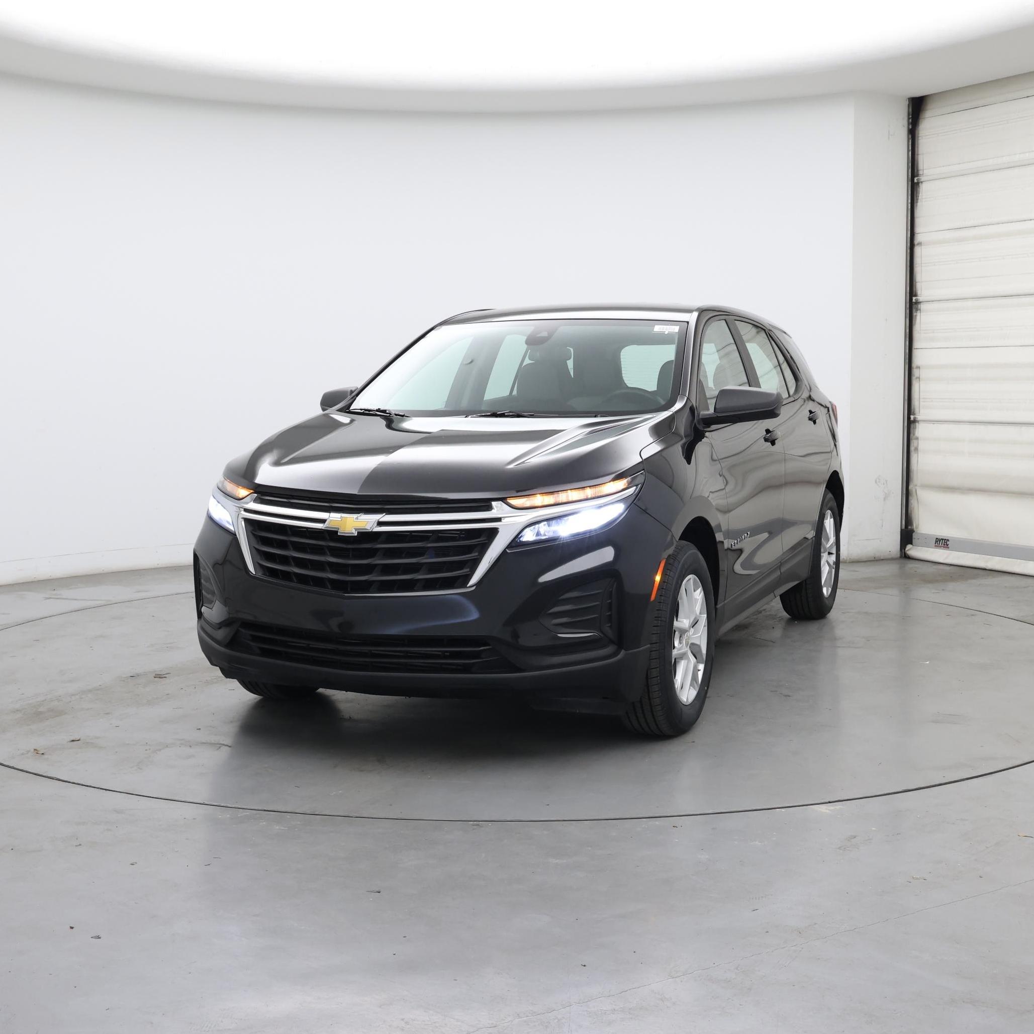 Thumbnail: 2023 Chevrolet Equinox - 4