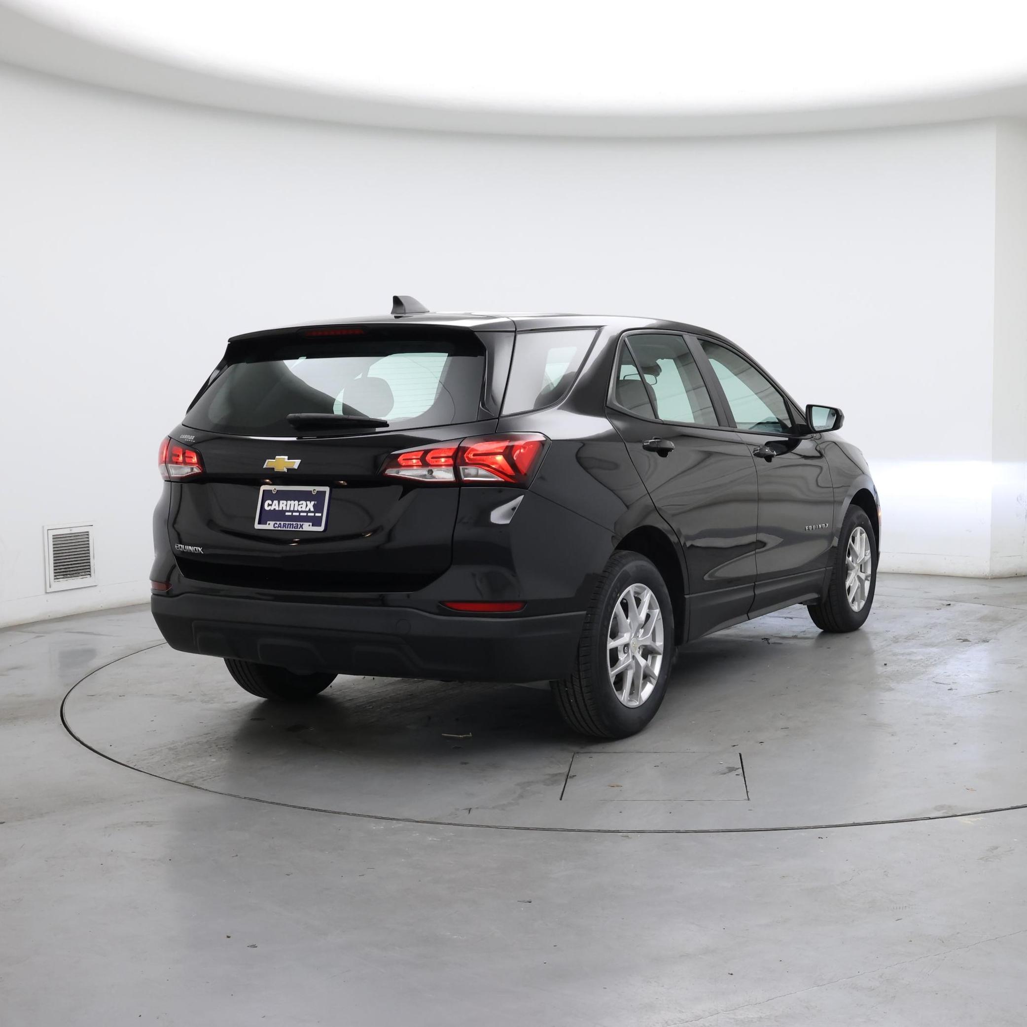 Thumbnail: 2023 Chevrolet Equinox - 8