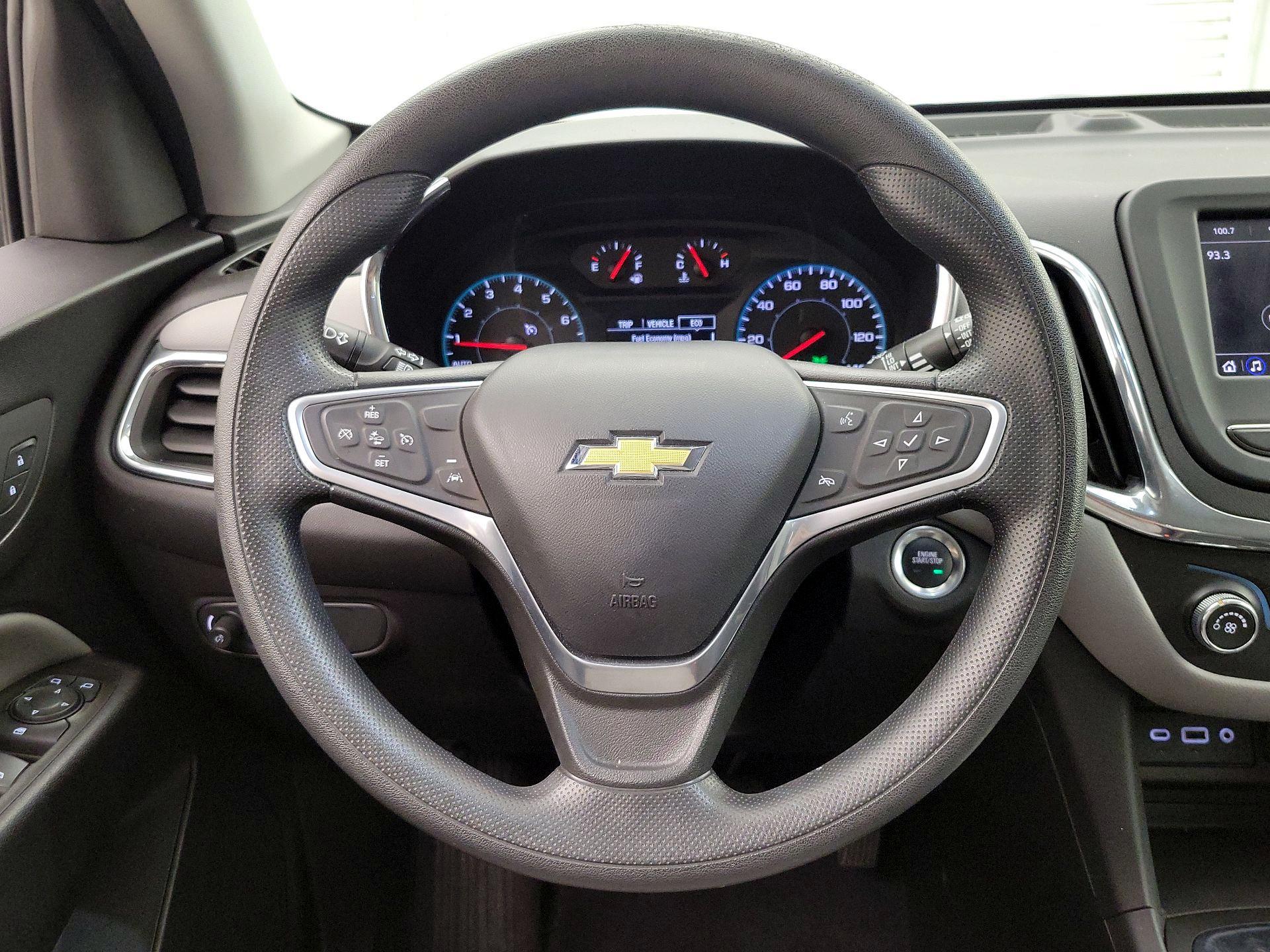 Thumbnail: 2022 Chevrolet Equinox - 10