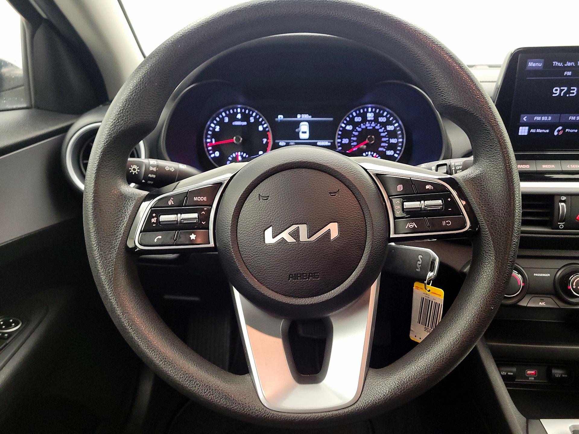 Thumbnail: 2023 Kia Forte - 10