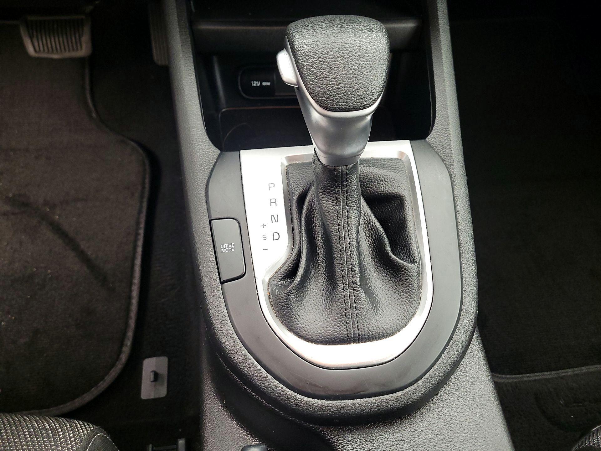 Thumbnail: 2023 Kia Forte - 15