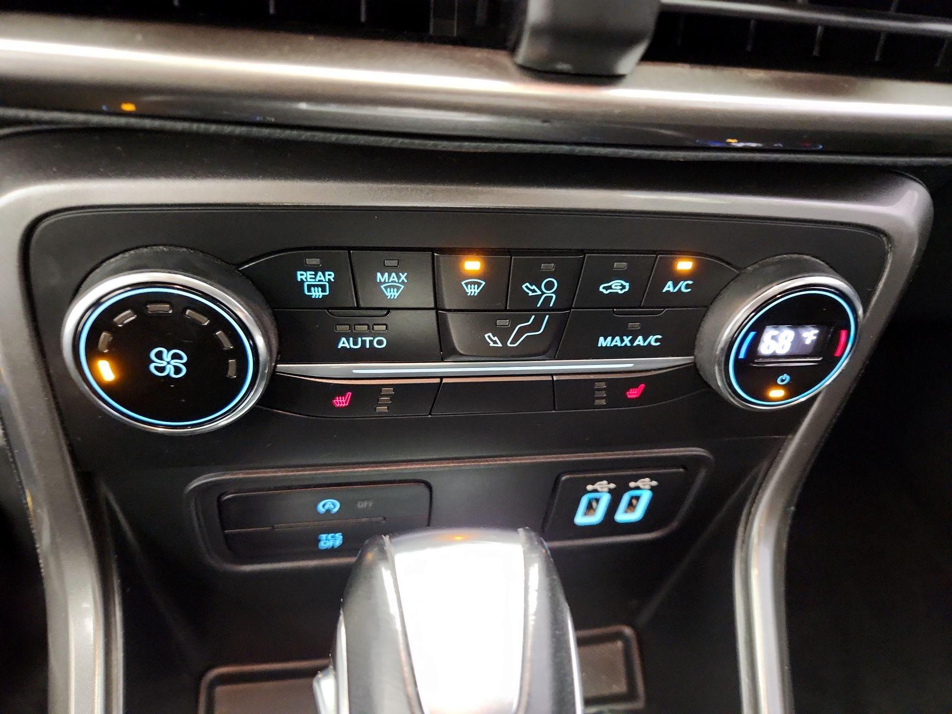 Thumbnail: 2020 Ford EcoSport - 17