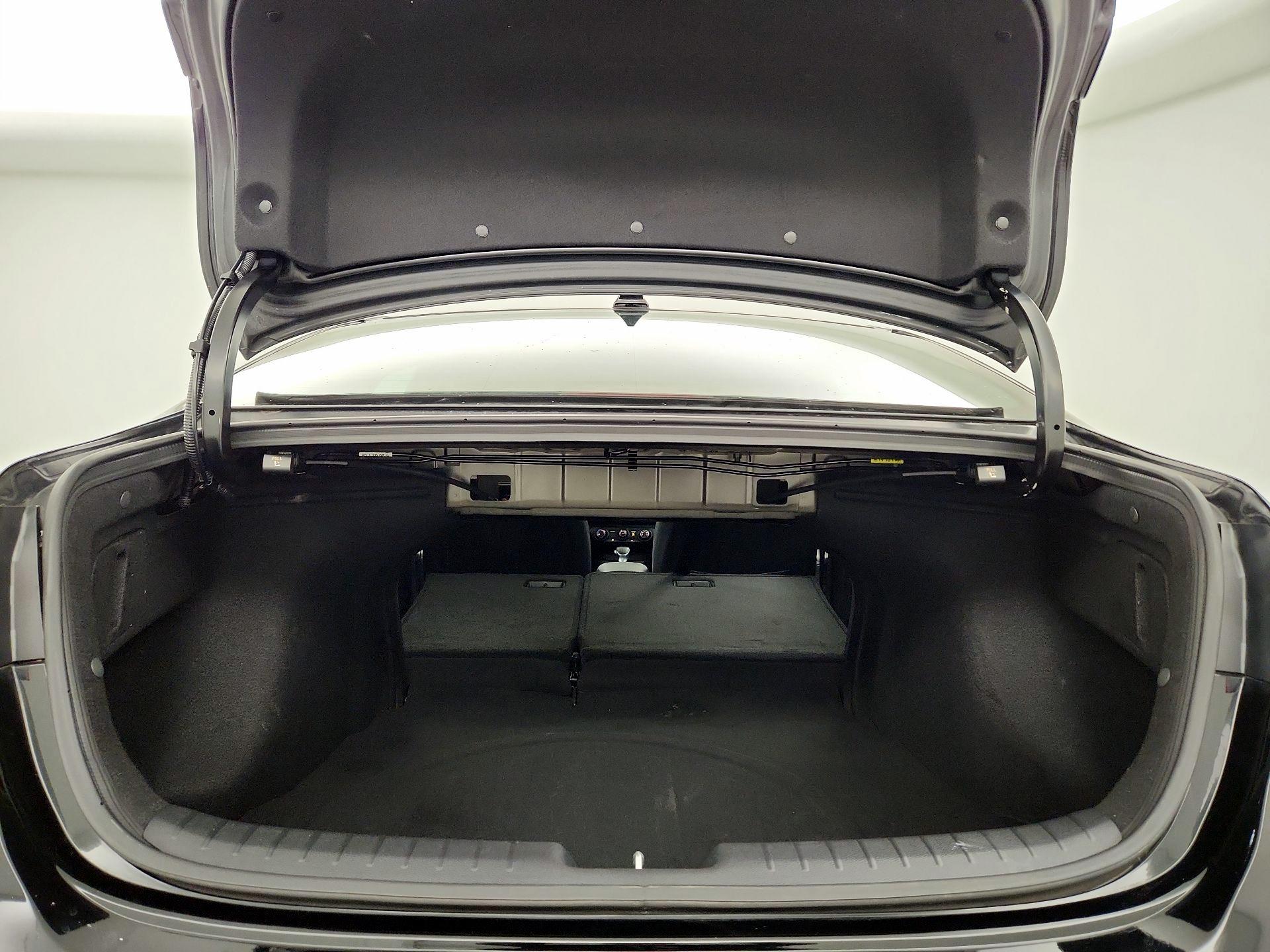 Thumbnail: 2020 Kia Forte - 20