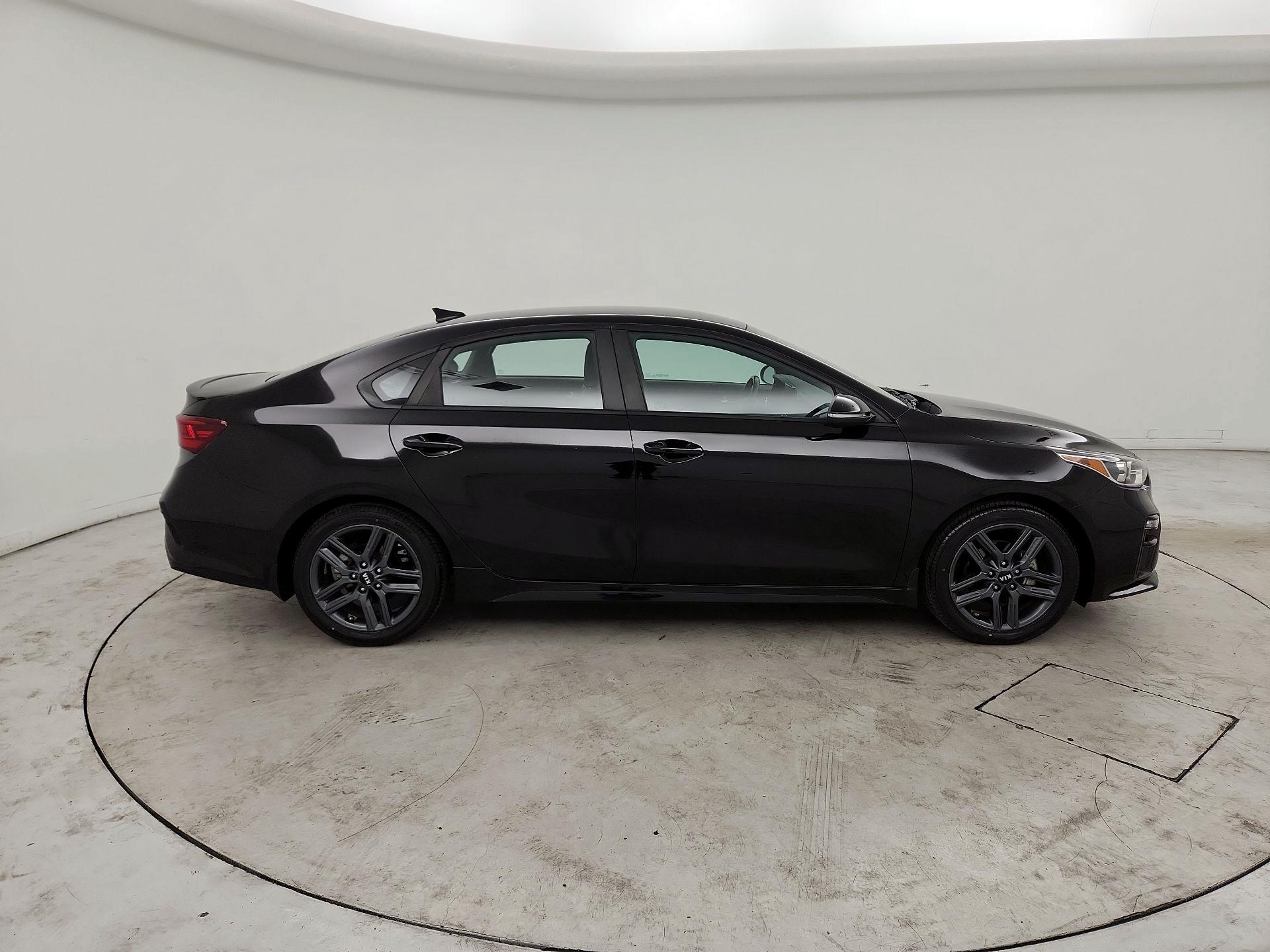 Thumbnail: 2020 Kia Forte - 4