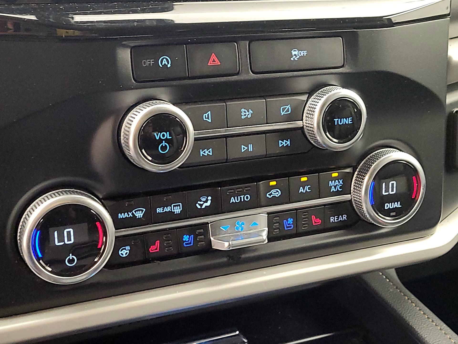 Thumbnail: 2024 Ford Expedition - 16