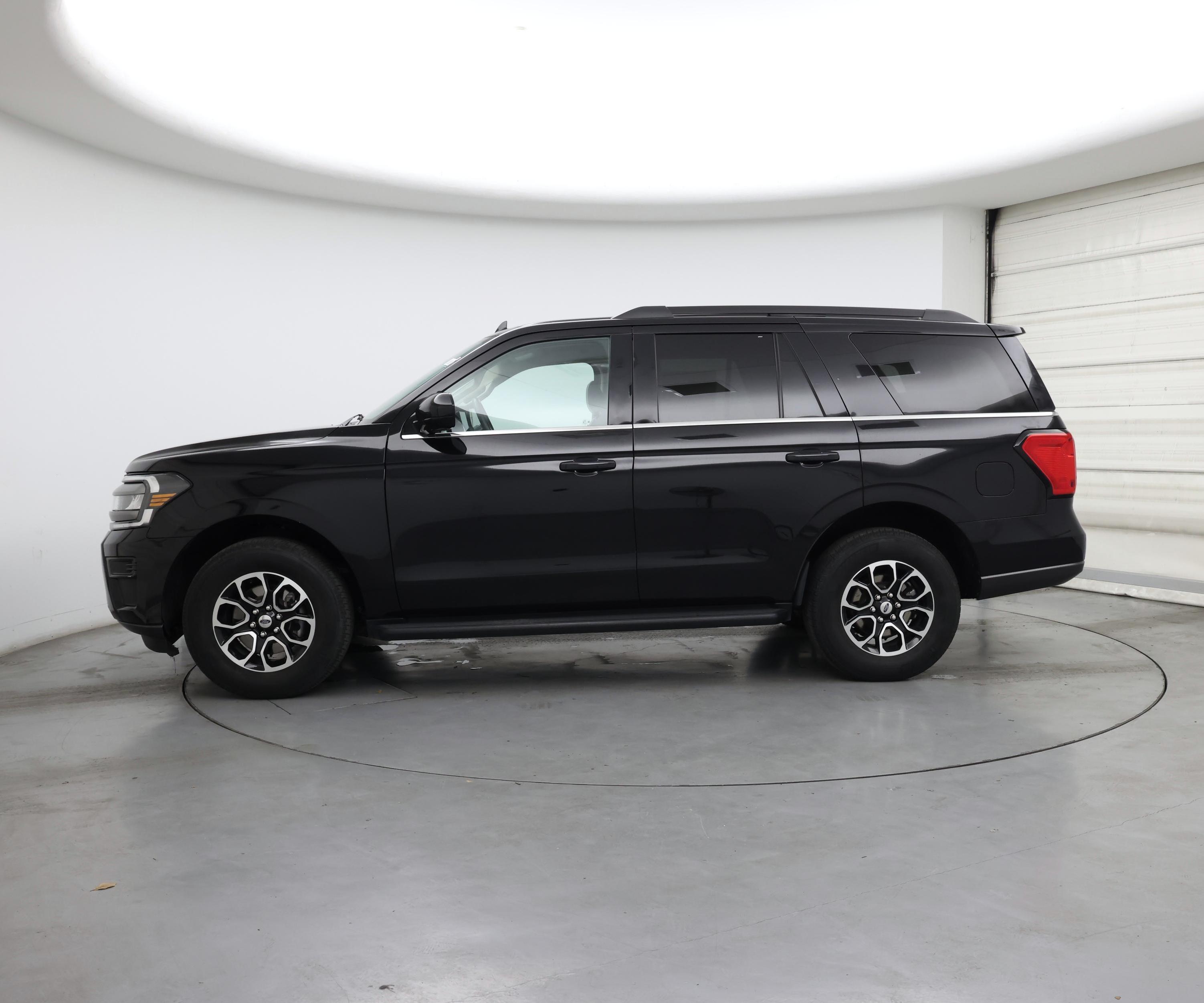 Thumbnail: 2024 Ford Expedition - 3