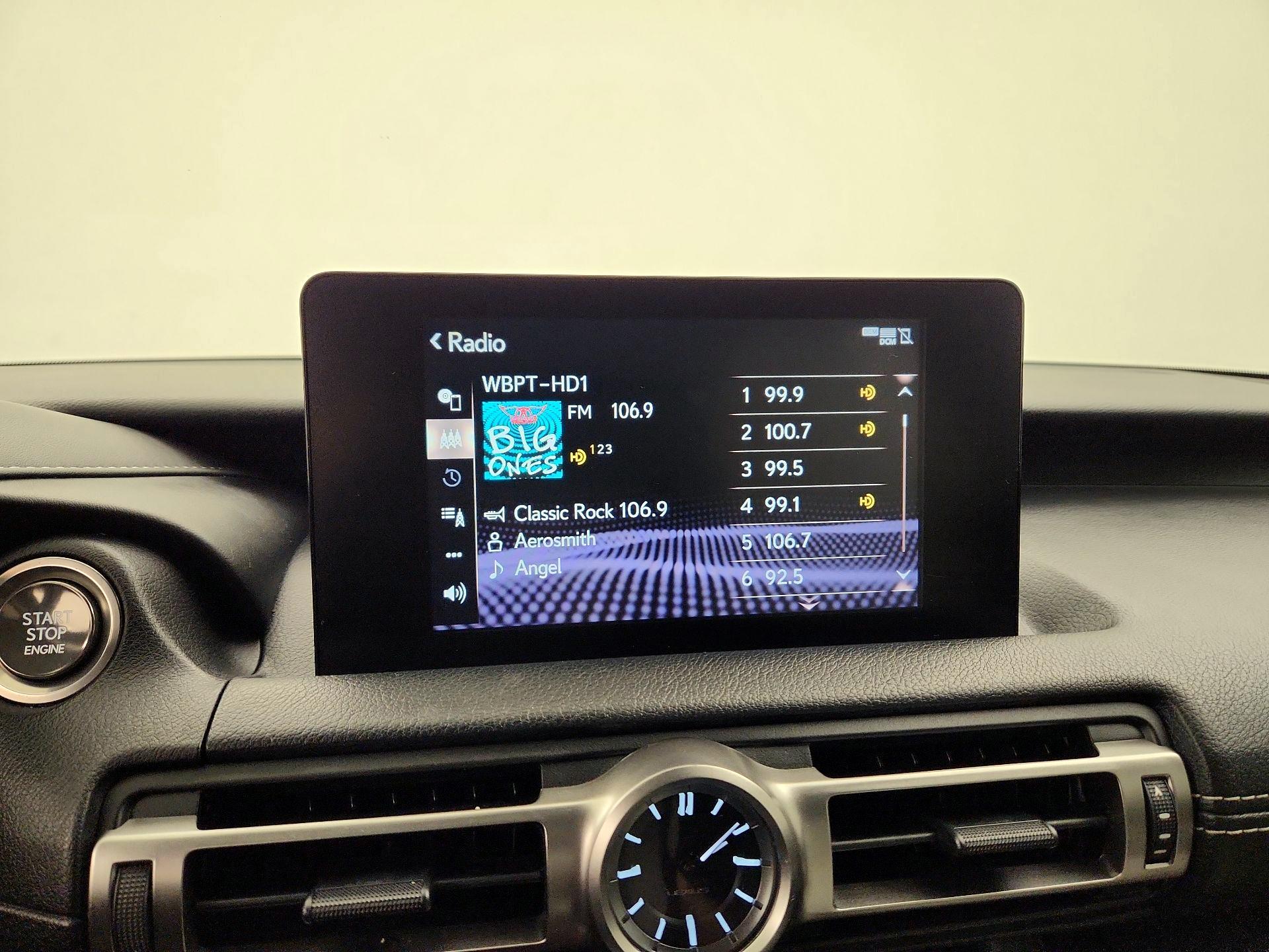 Thumbnail: 2021 Lexus IS - 15