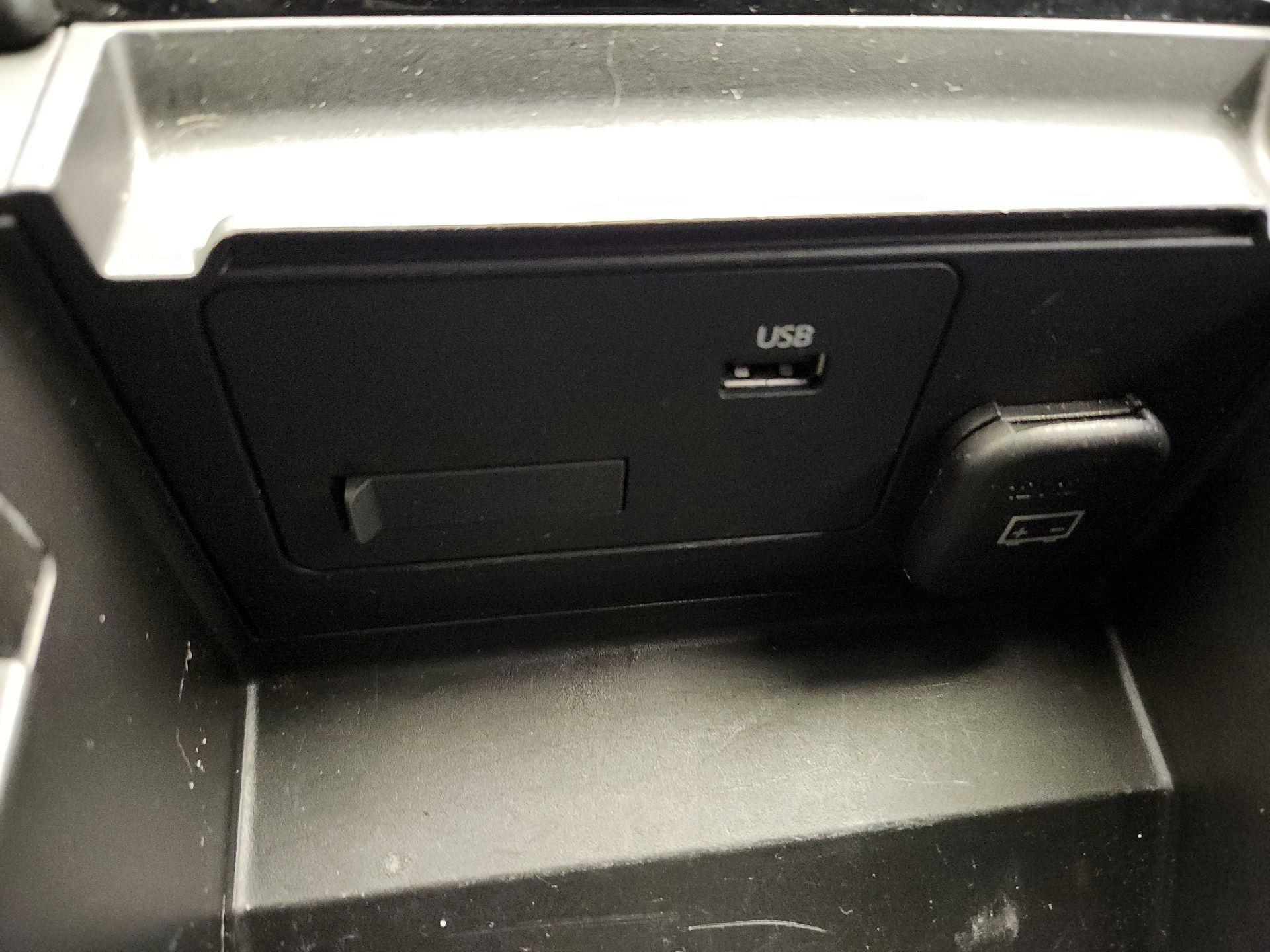 Thumbnail: 2021 Mazda Mazda3 - 17