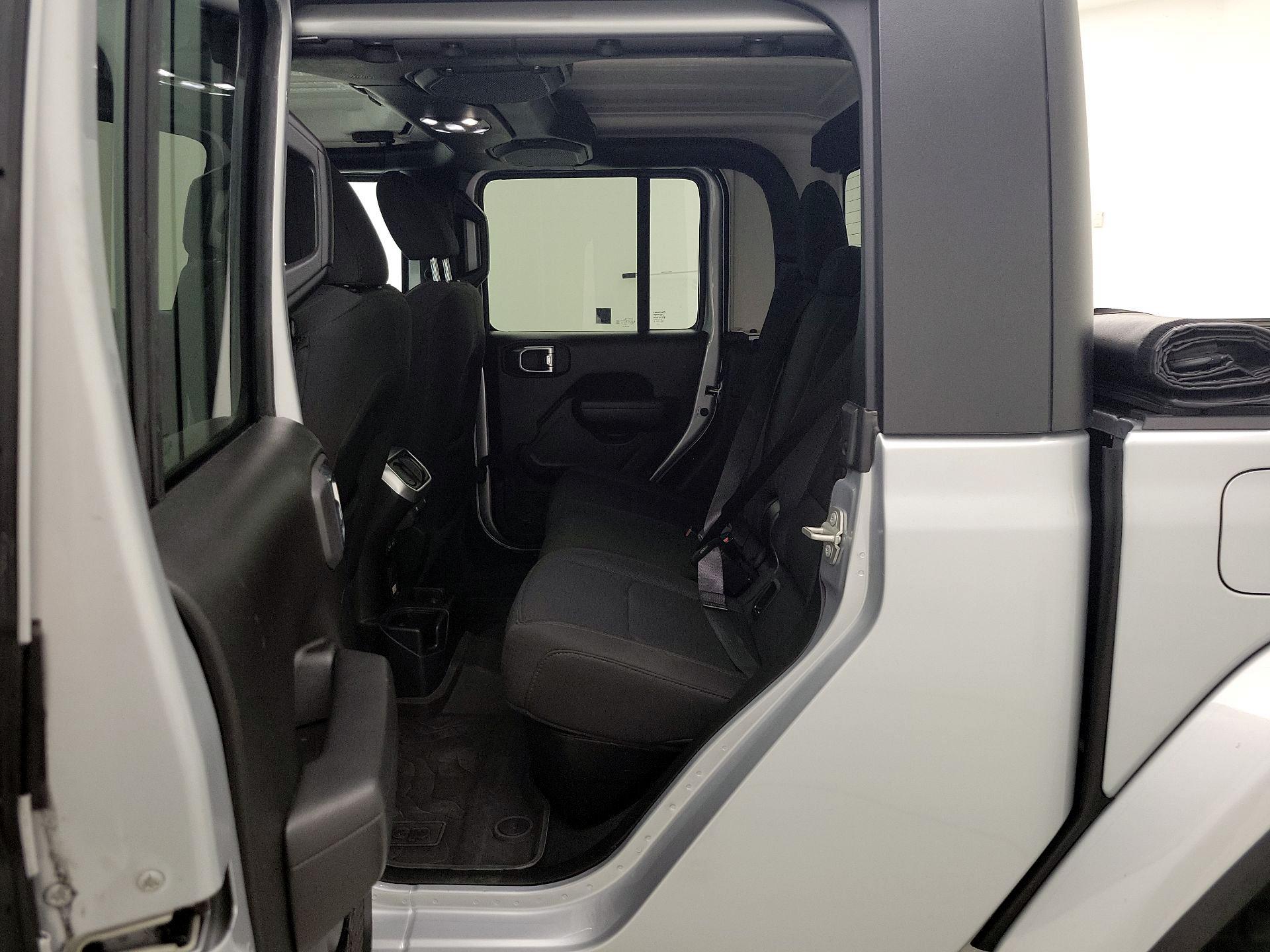 Thumbnail: 2023 Jeep Gladiator - 20