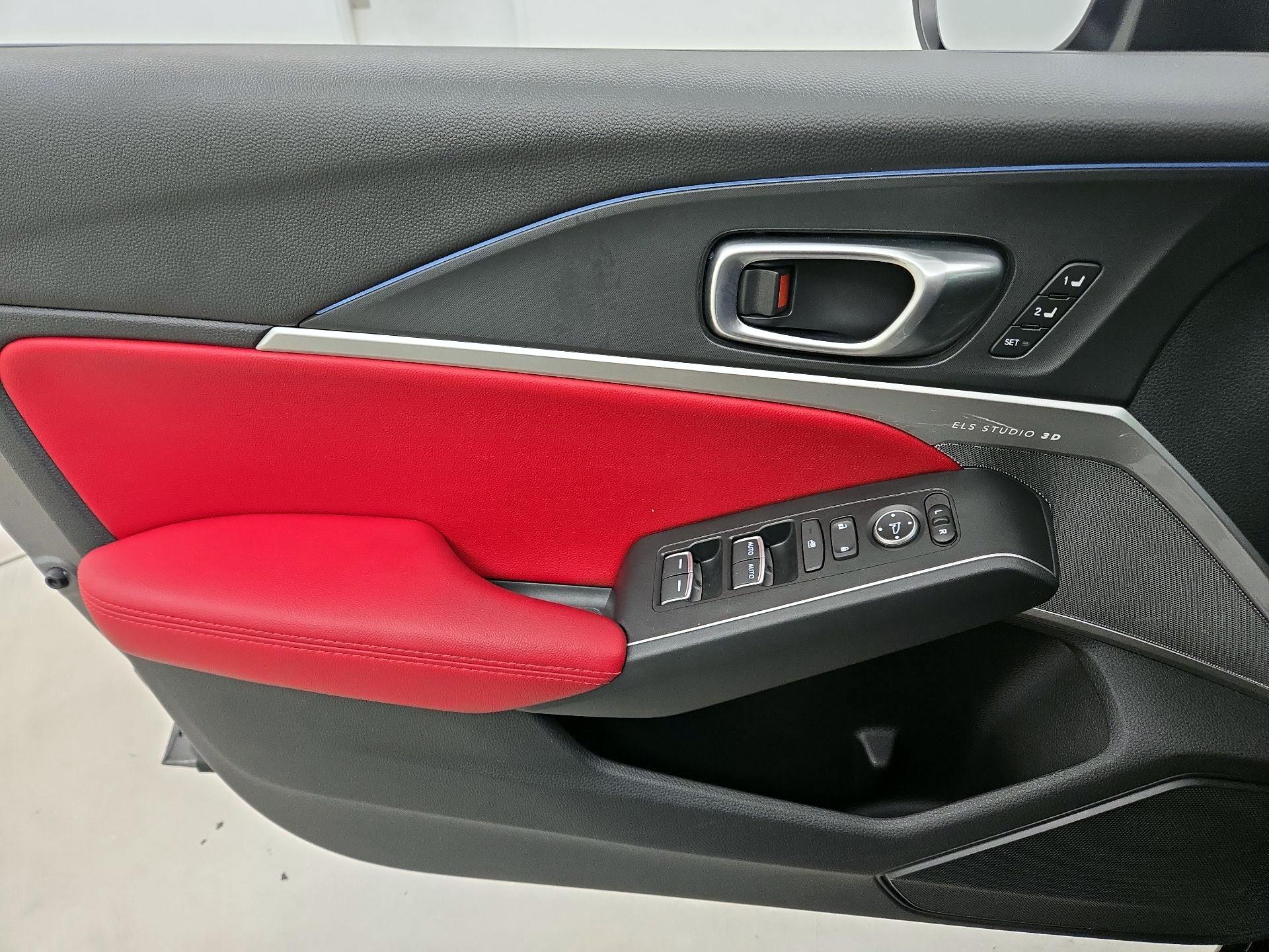 Thumbnail: 2023 Acura Integra - 12