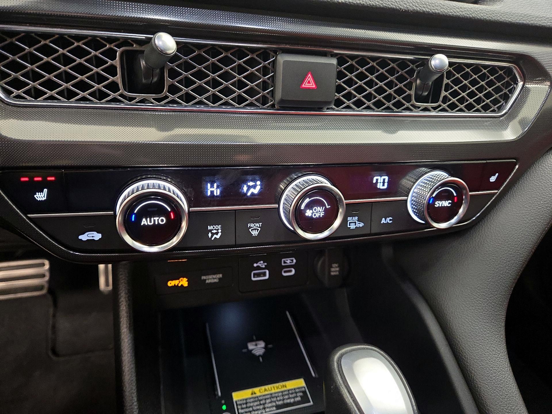 Thumbnail: 2023 Acura Integra - 16