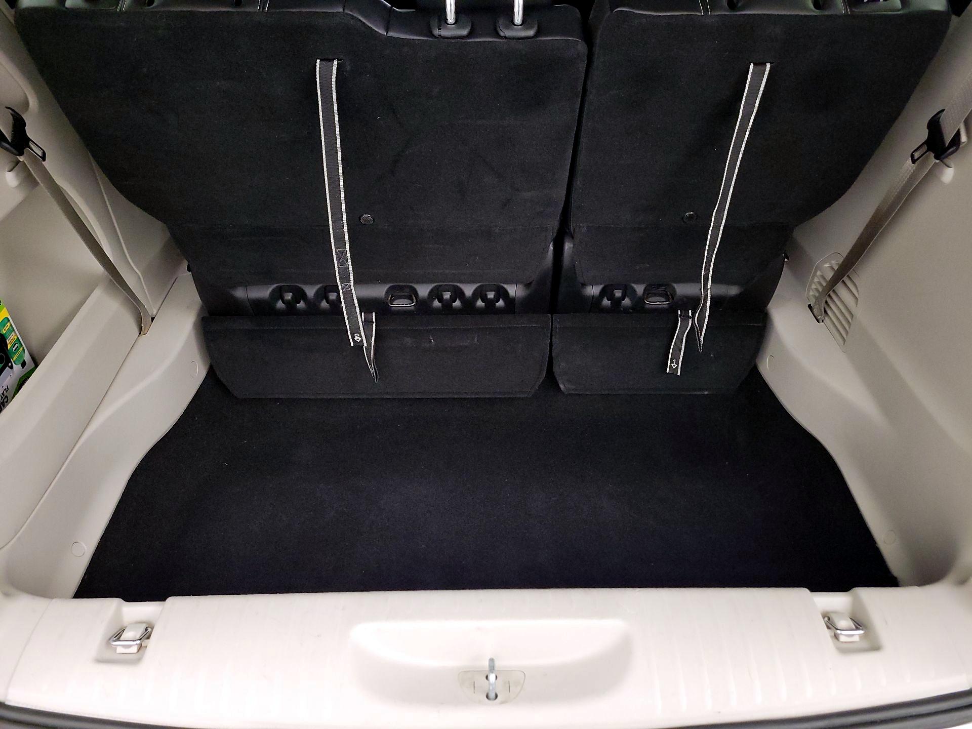 Thumbnail: 2024 Chrysler Pacifica - 16