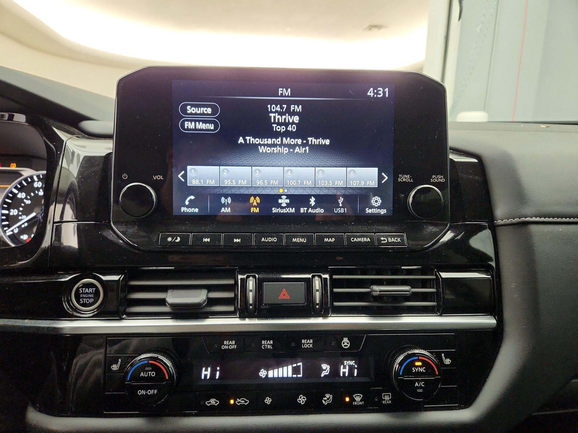 Thumbnail: 2023 Nissan Pathfinder - 16