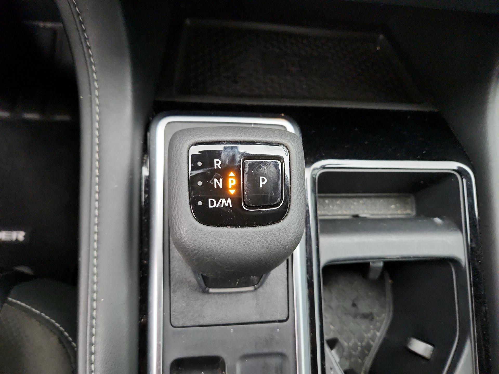 Thumbnail: 2023 Nissan Pathfinder - 18