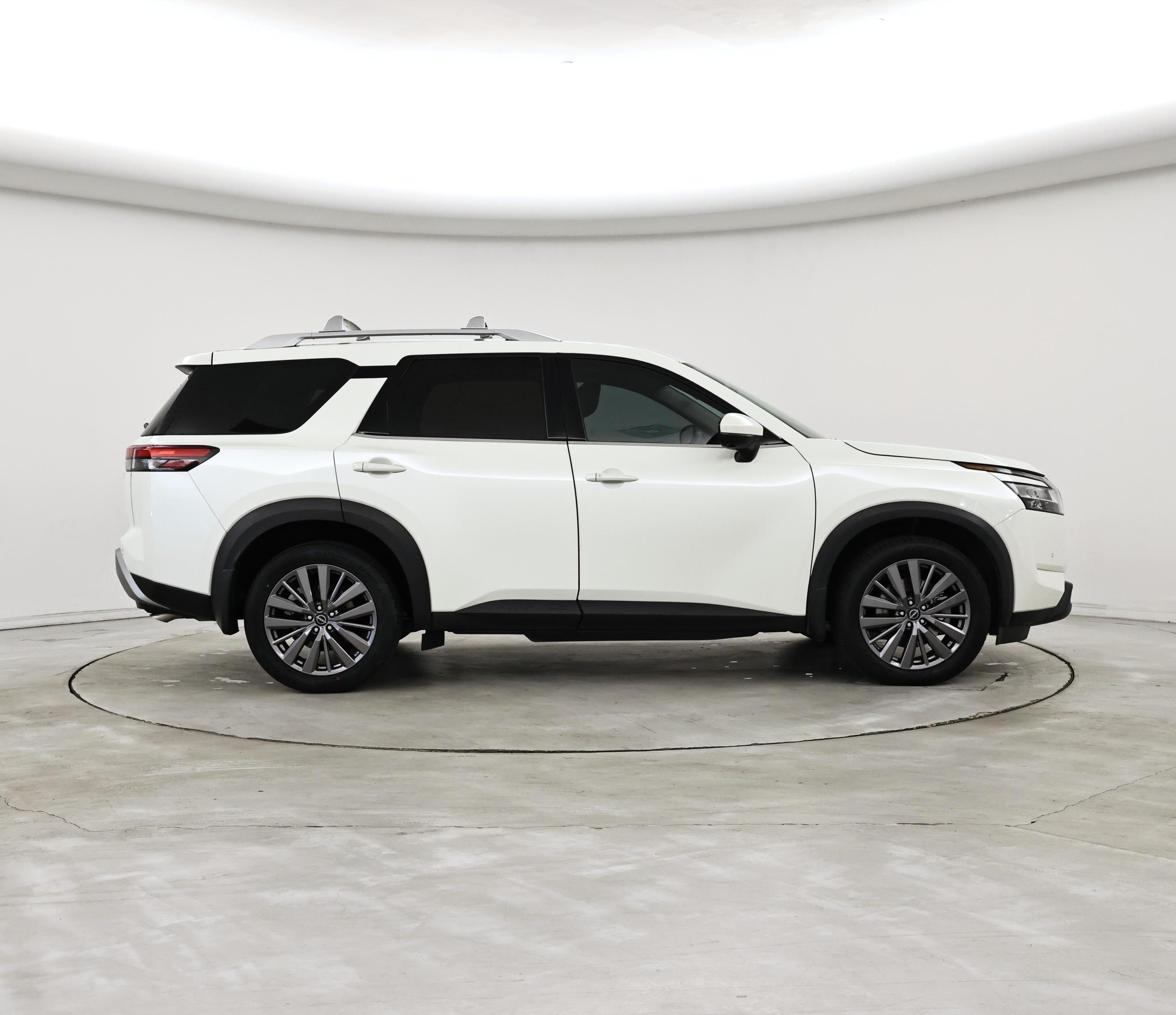 Thumbnail: 2023 Nissan Pathfinder - 7