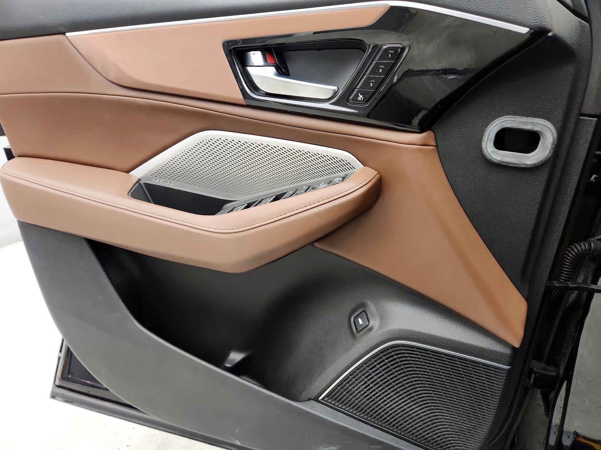 Thumbnail: 2023 Acura MDX - 12