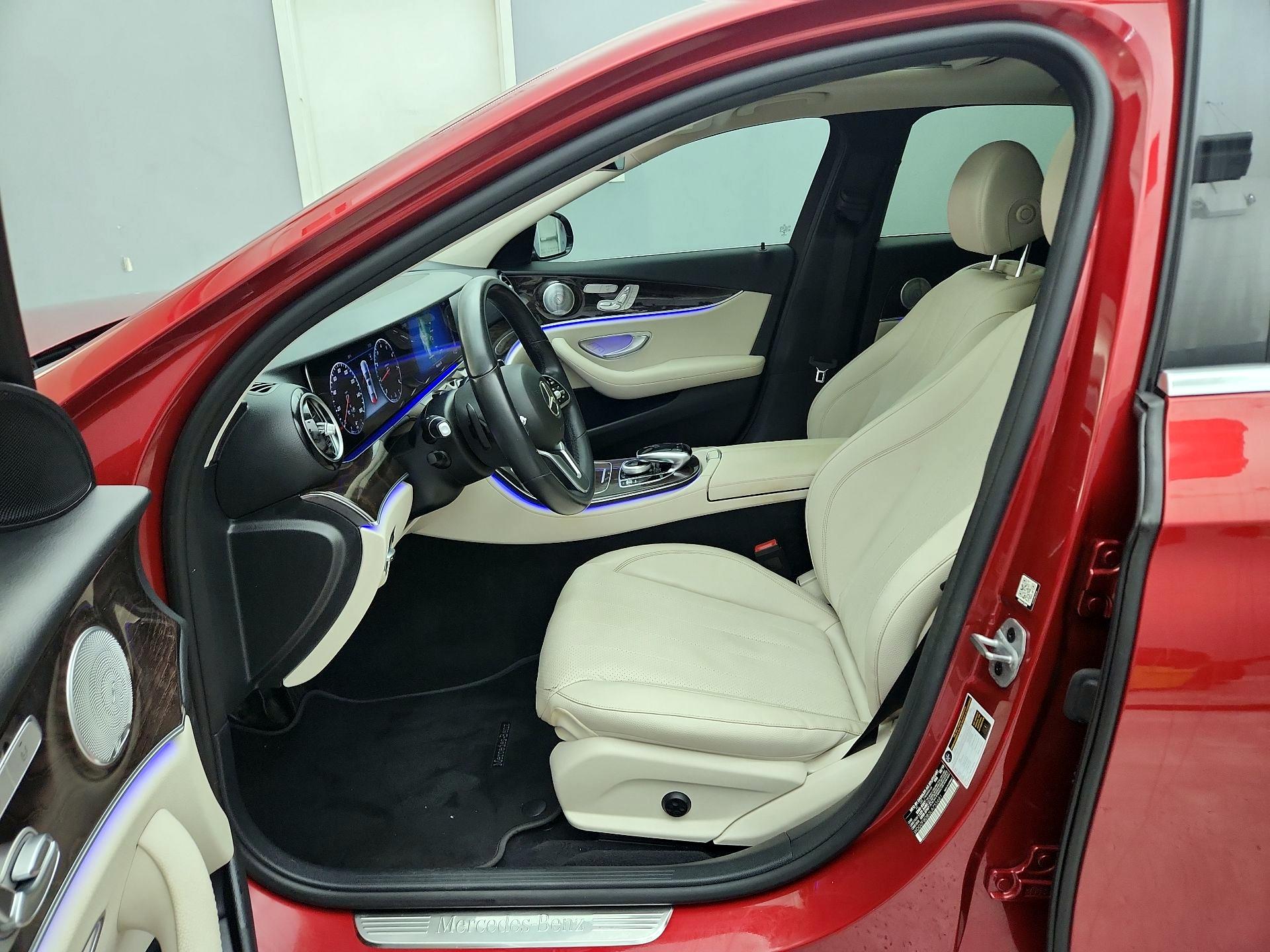 Thumbnail: 2020 Mercedes-Benz E-Class - 11