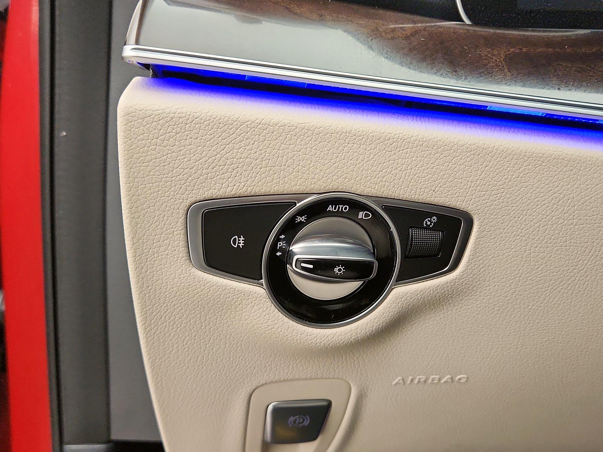 Thumbnail: 2020 Mercedes-Benz E-Class - 13