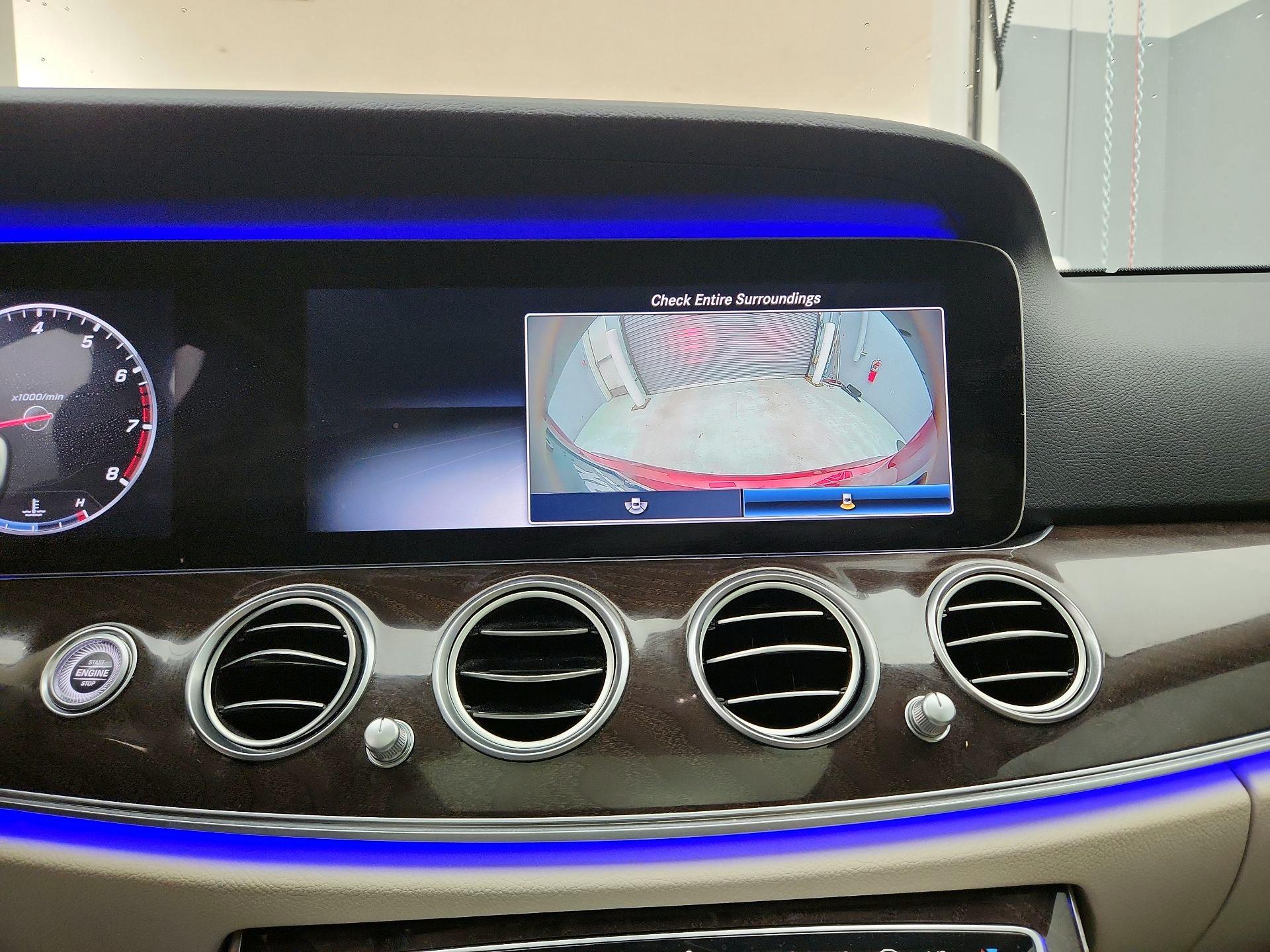 Thumbnail: 2020 Mercedes-Benz E-Class - 15