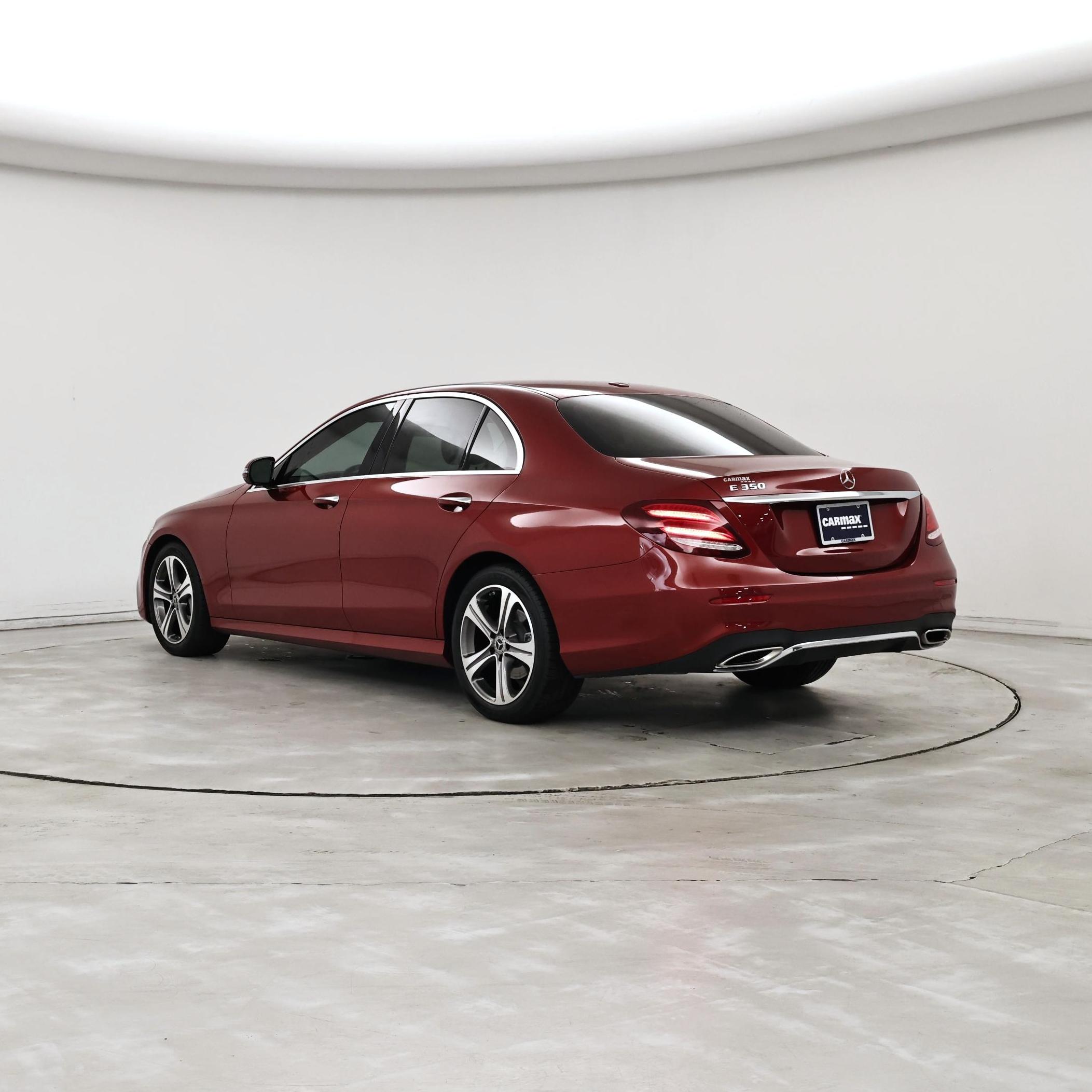 Thumbnail: 2020 Mercedes-Benz E-Class - 2