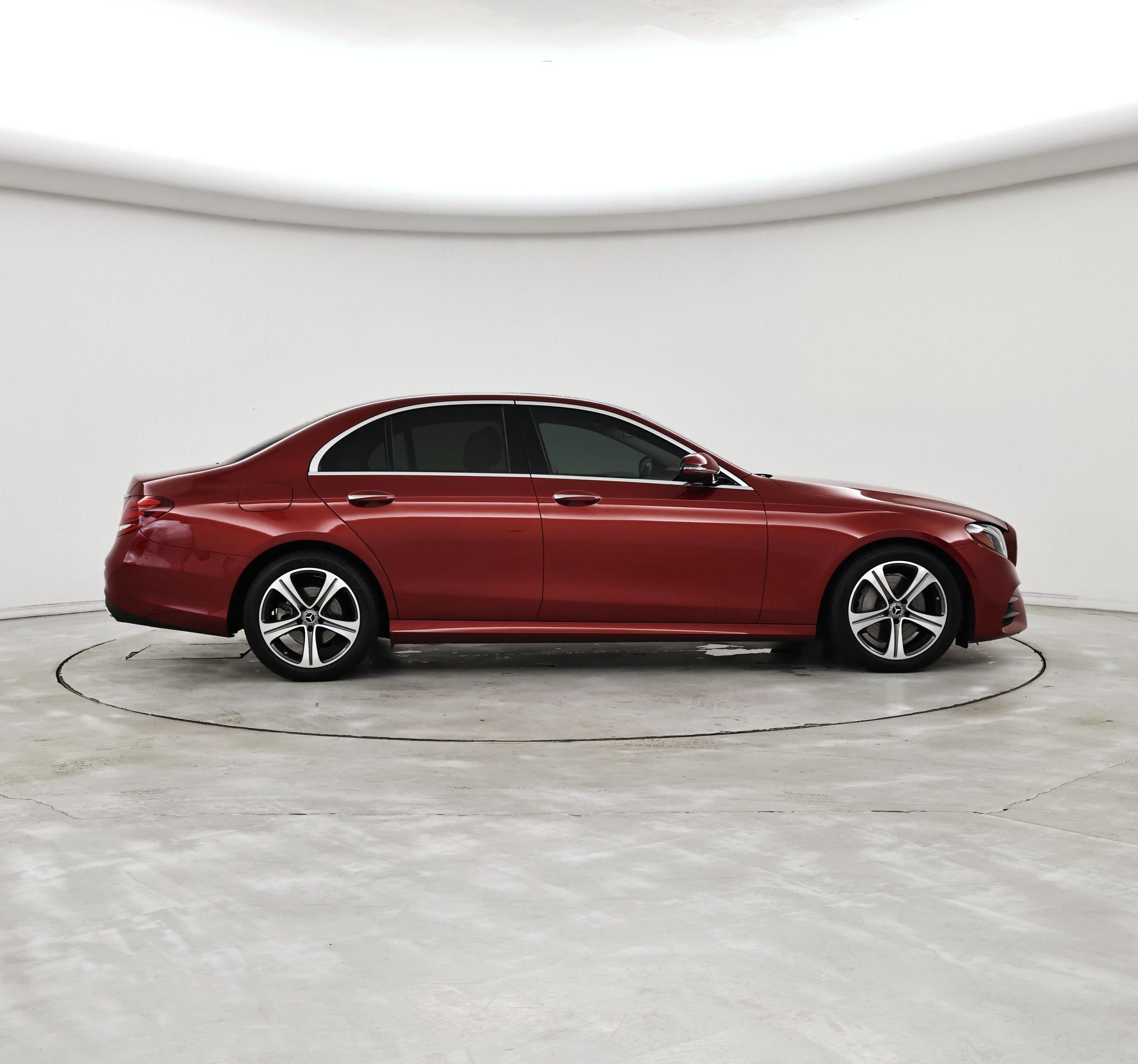 Thumbnail: 2020 Mercedes-Benz E-Class - 7