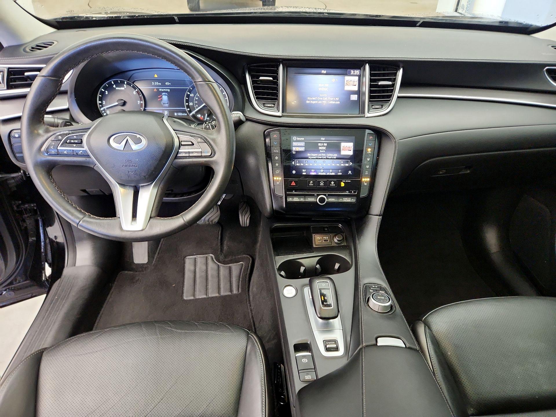 Thumbnail: 2023 INFINITI QX50 - 9