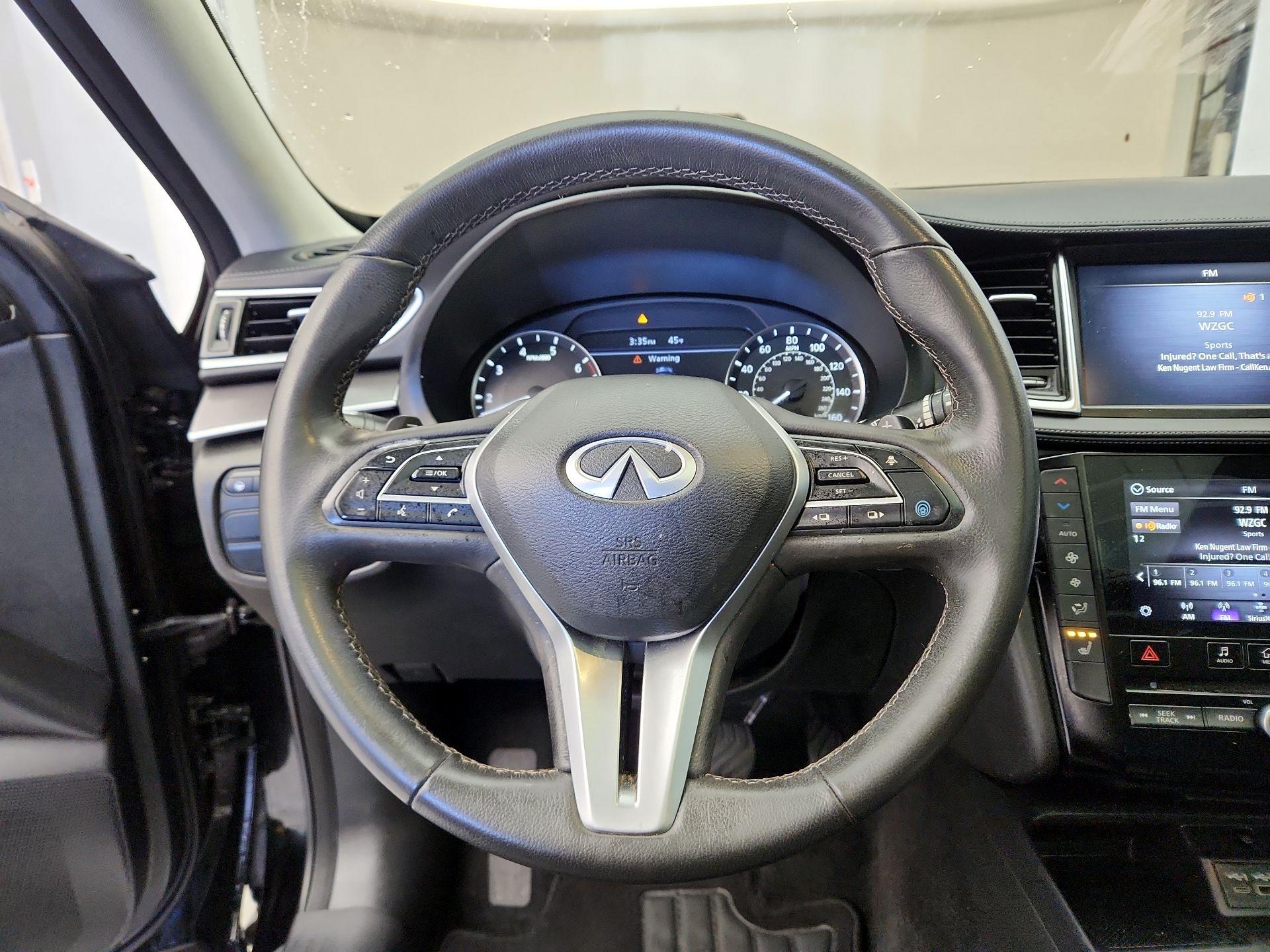 Thumbnail: 2023 INFINITI QX50 - 10