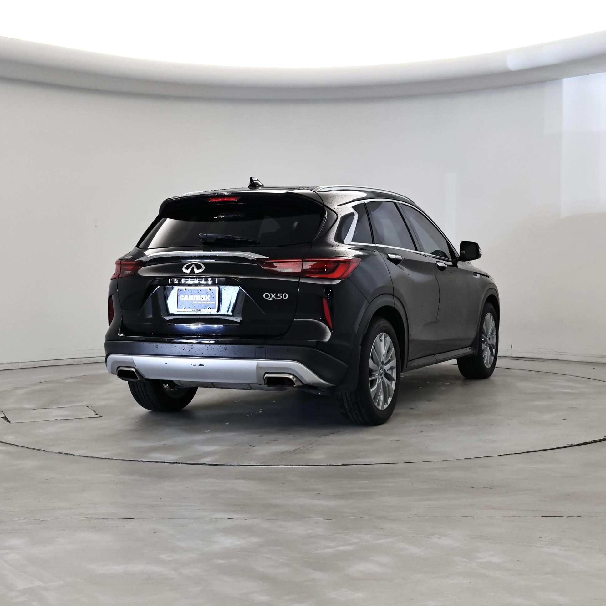 Thumbnail: 2023 INFINITI QX50 - 8