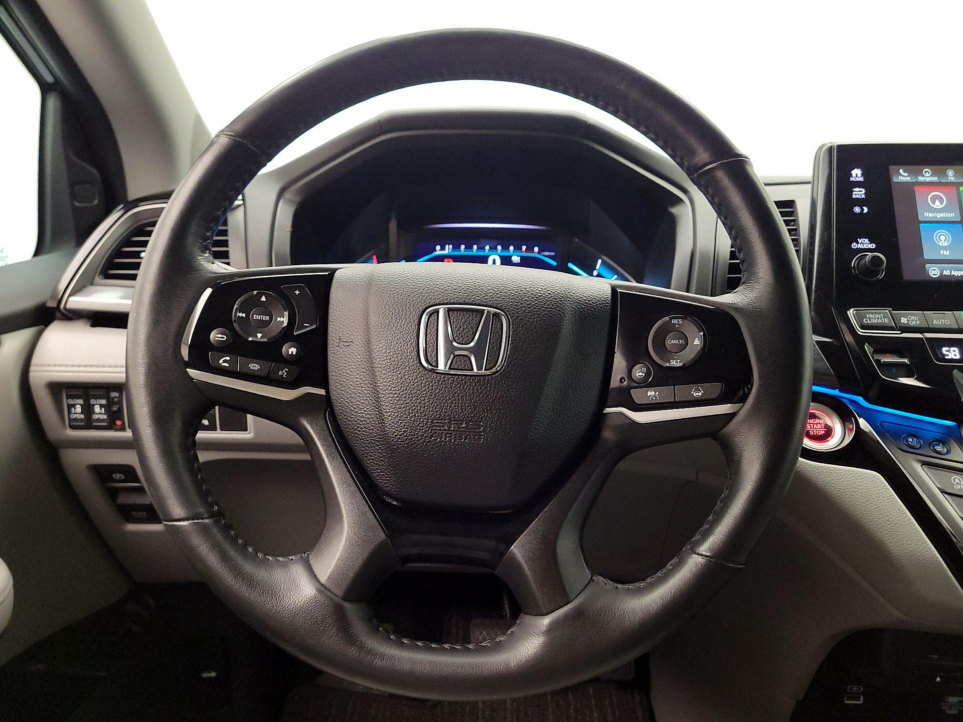 Thumbnail: 2023 Honda Odyssey - 10