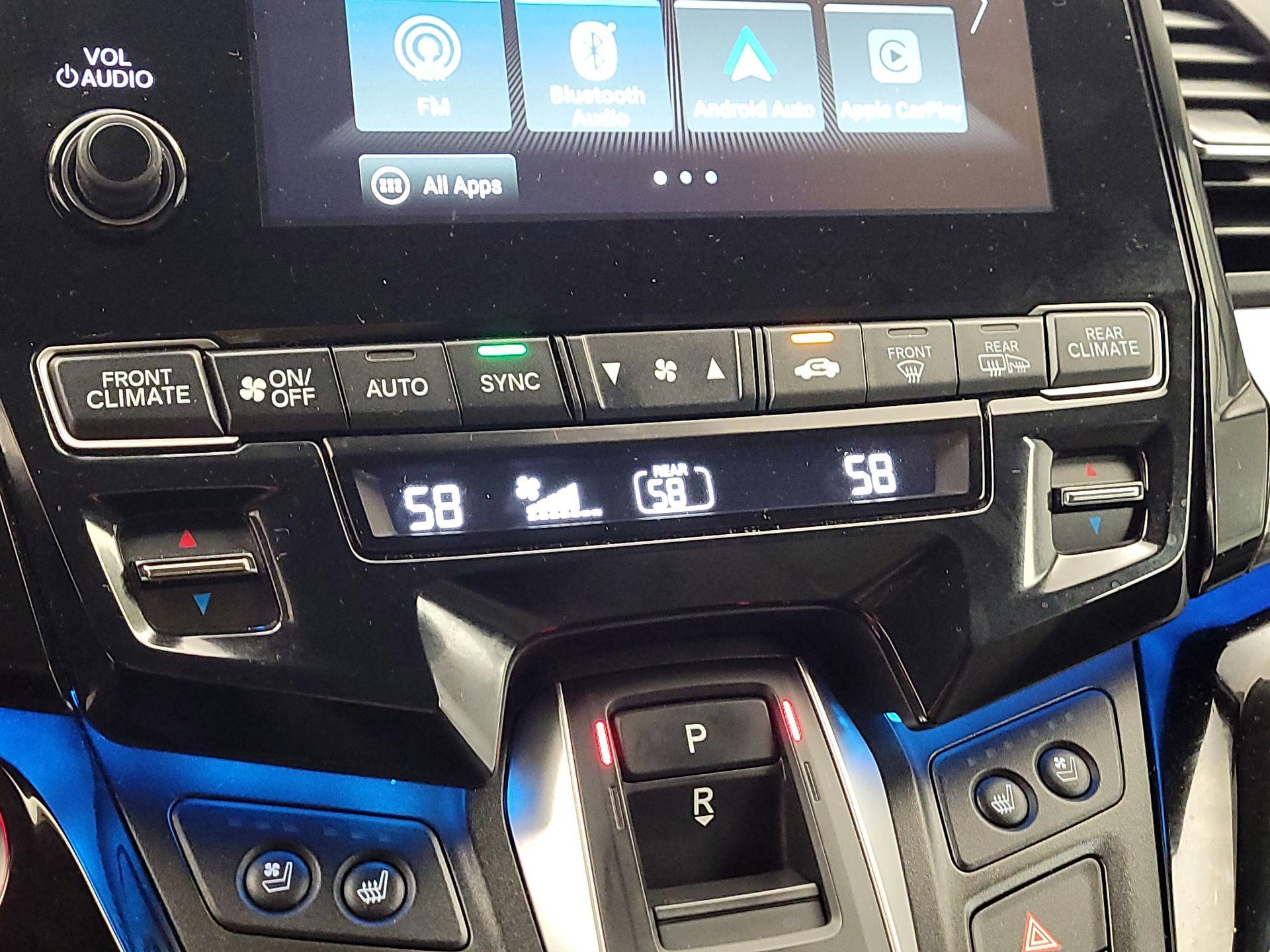 Thumbnail: 2023 Honda Odyssey - 16