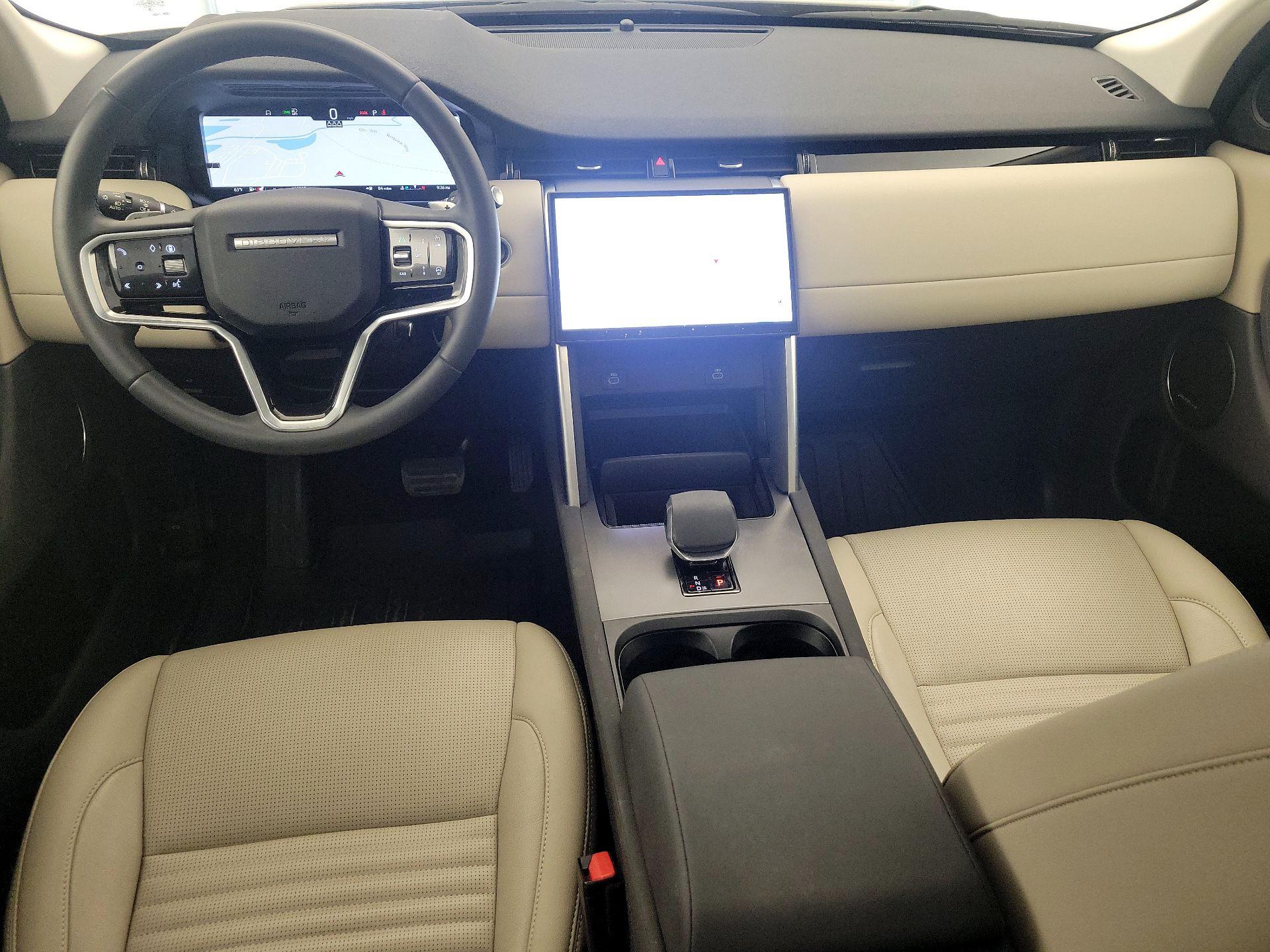 Thumbnail: 2024 Land Rover Discovery Sport - 9