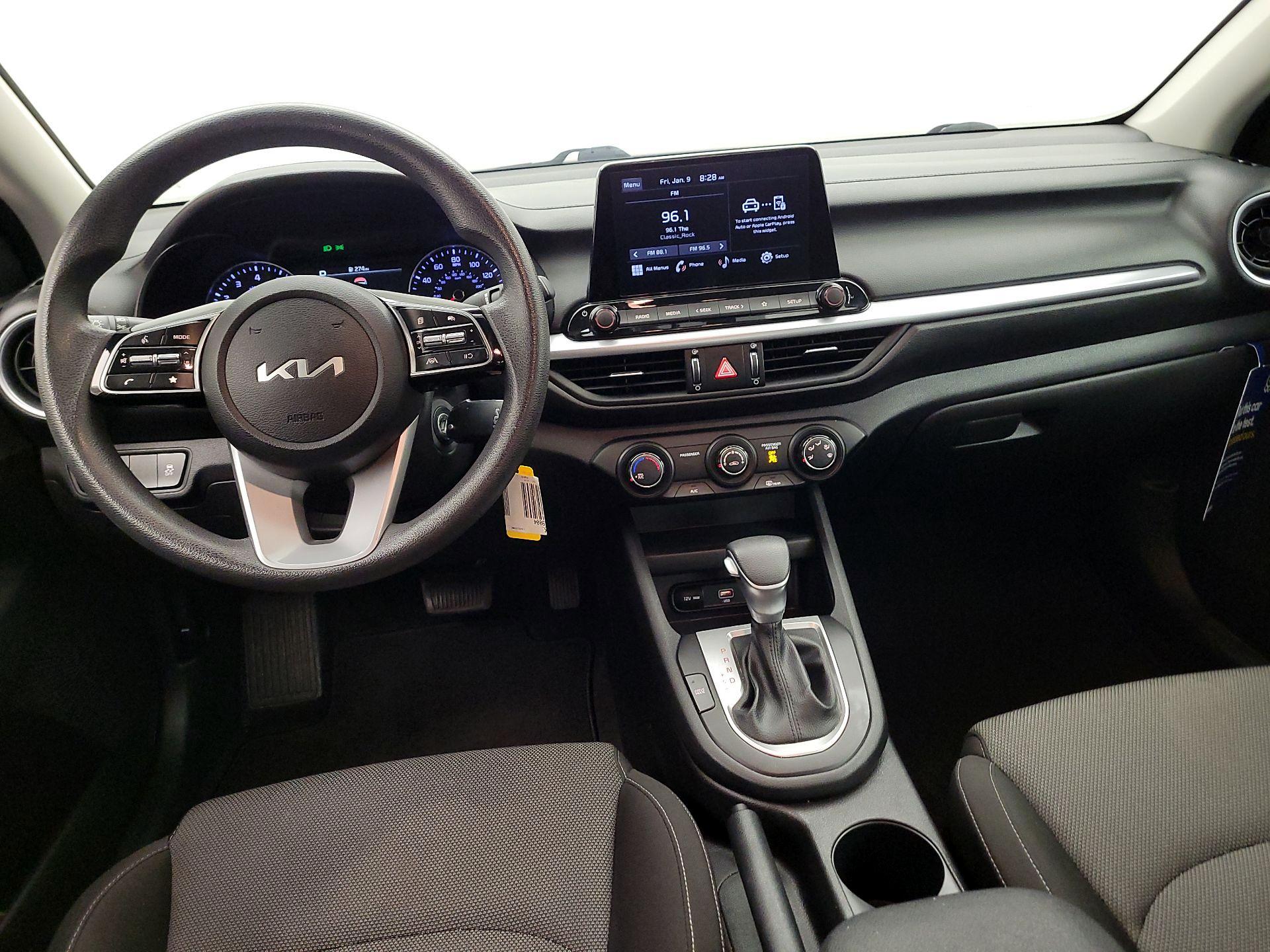 Thumbnail: 2023 Kia Forte - 9