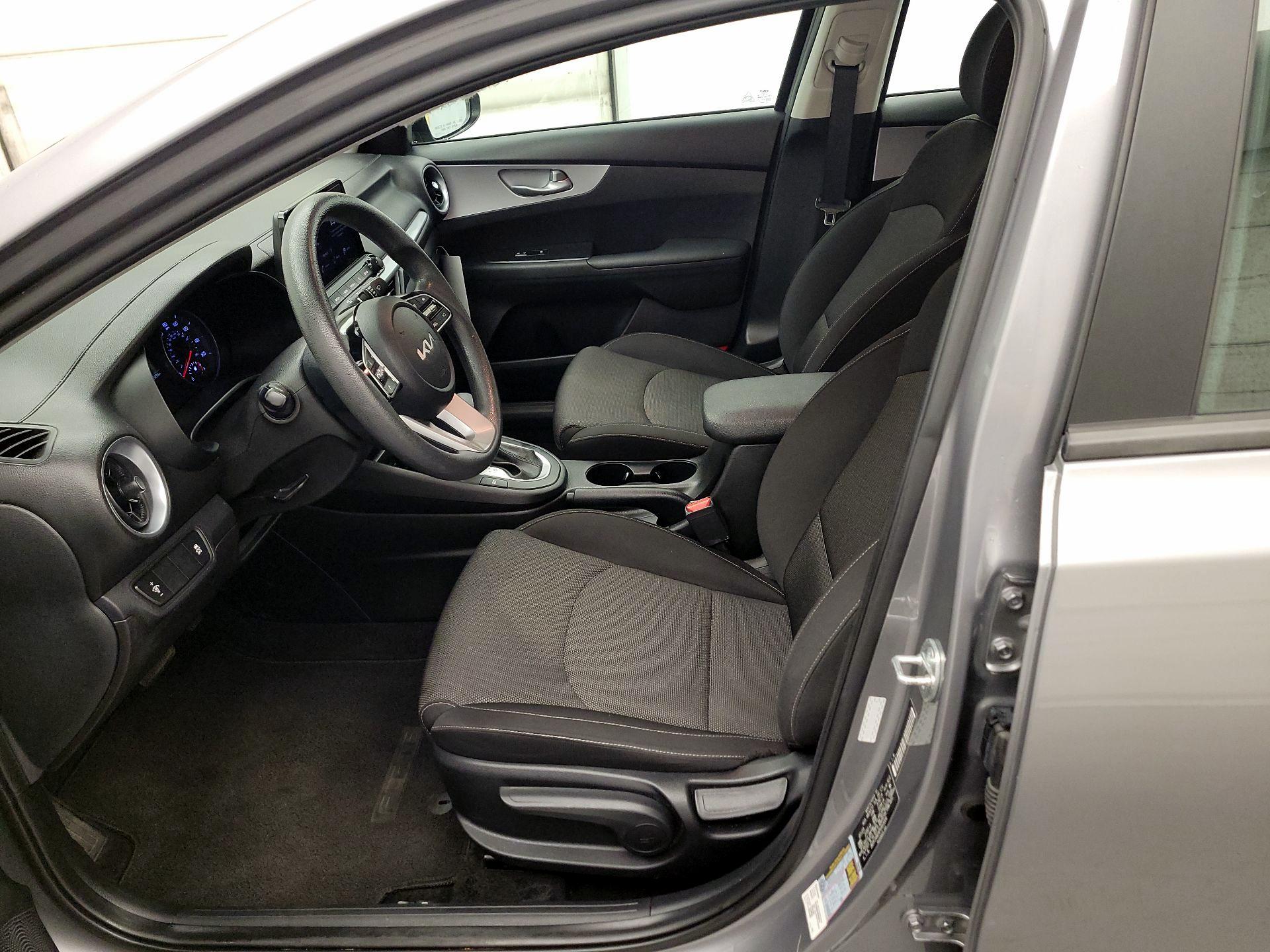 Thumbnail: 2023 Kia Forte - 11