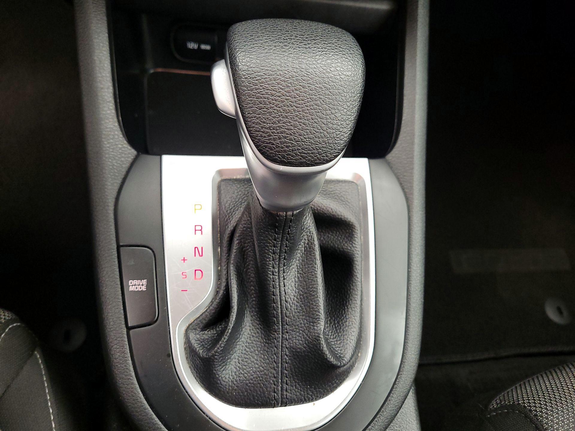 Thumbnail: 2023 Kia Forte - 15