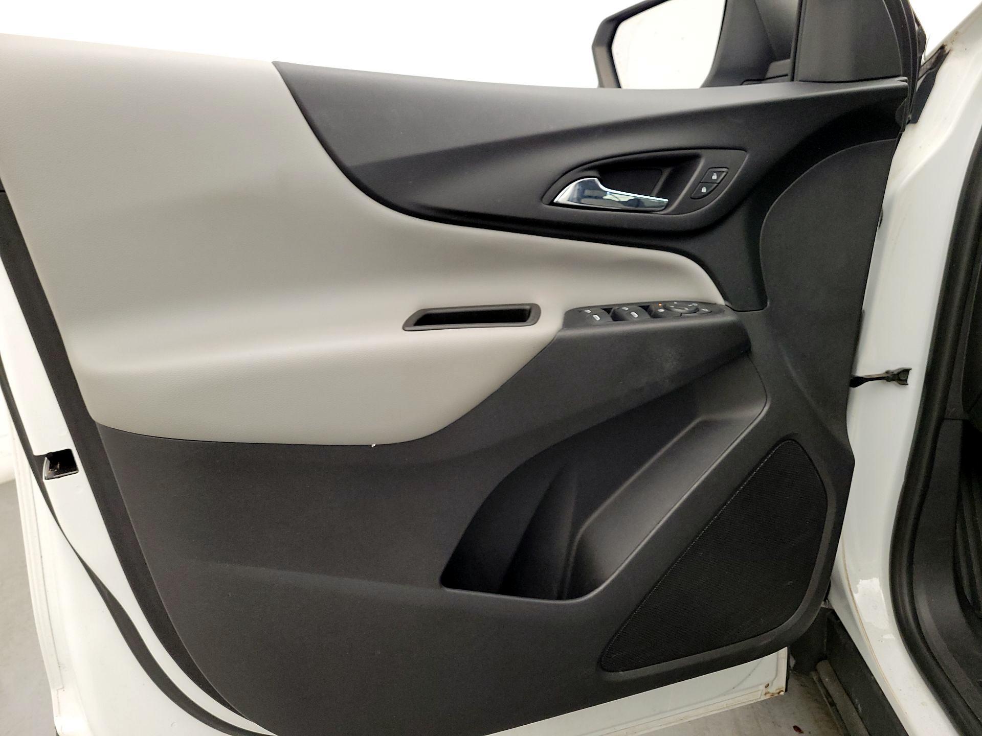 Thumbnail: 2020 Chevrolet Equinox - 12