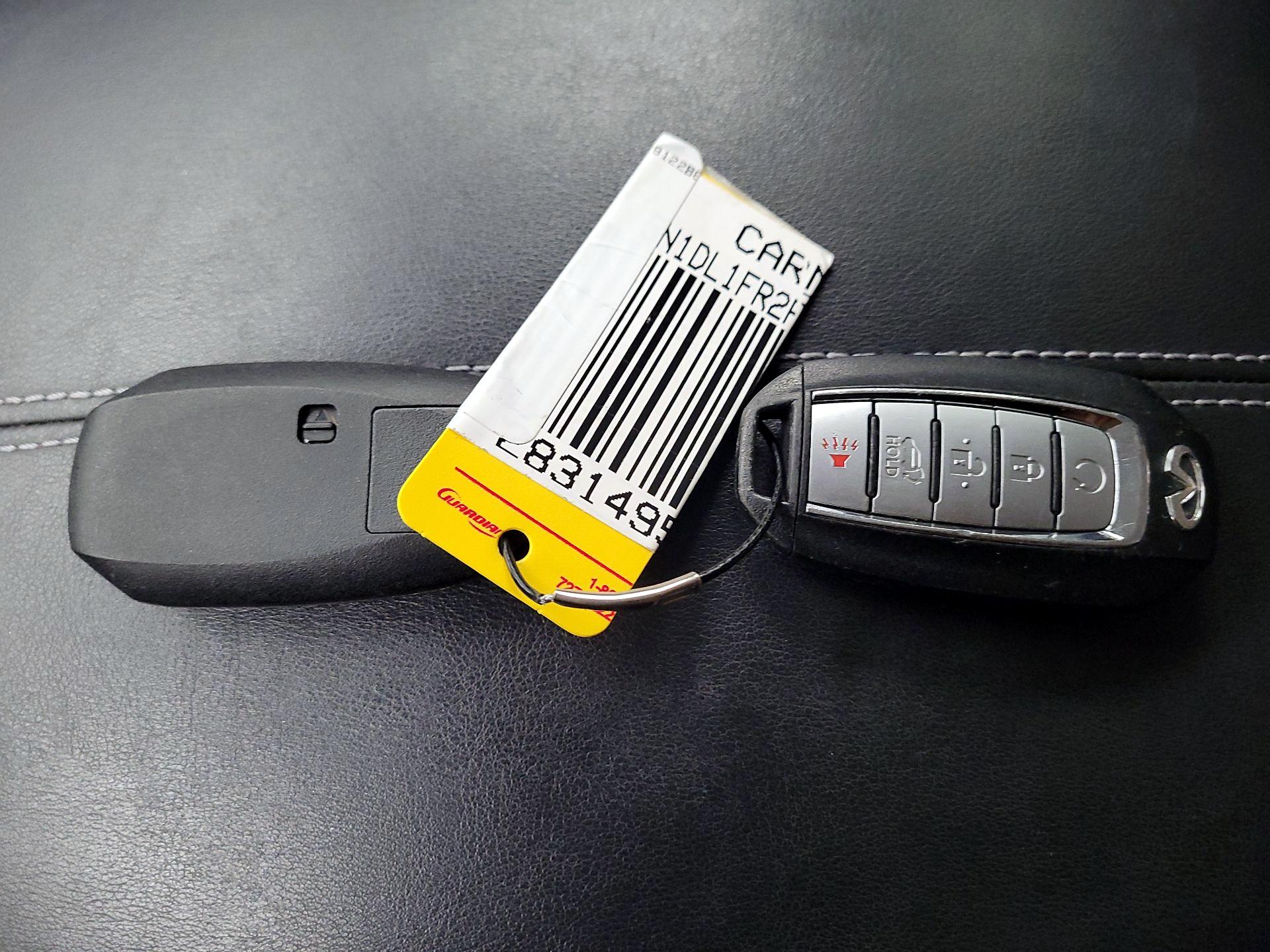 Thumbnail: 2023 INFINITI QX60 - 18