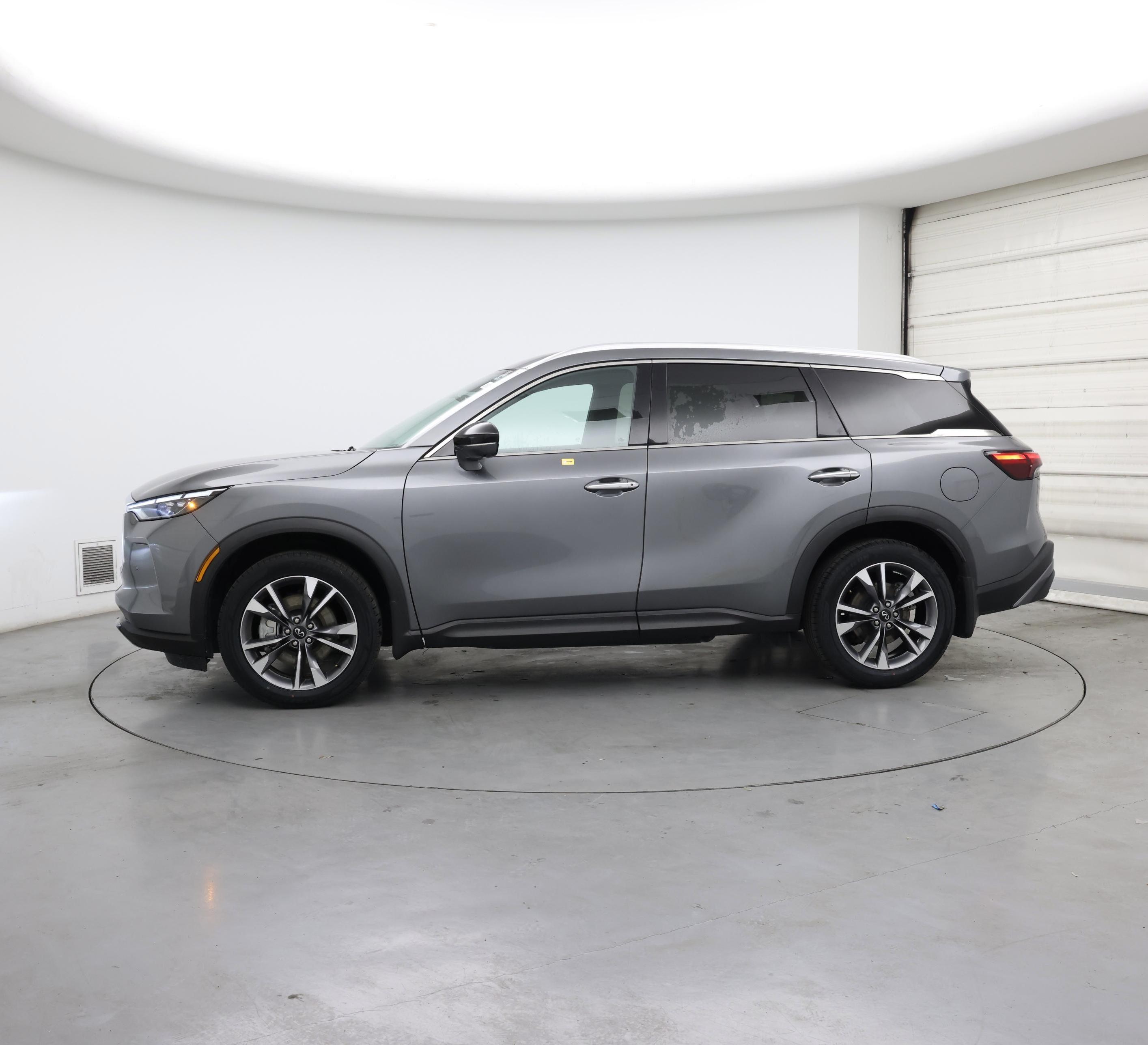 Thumbnail: 2023 INFINITI QX60 - 3