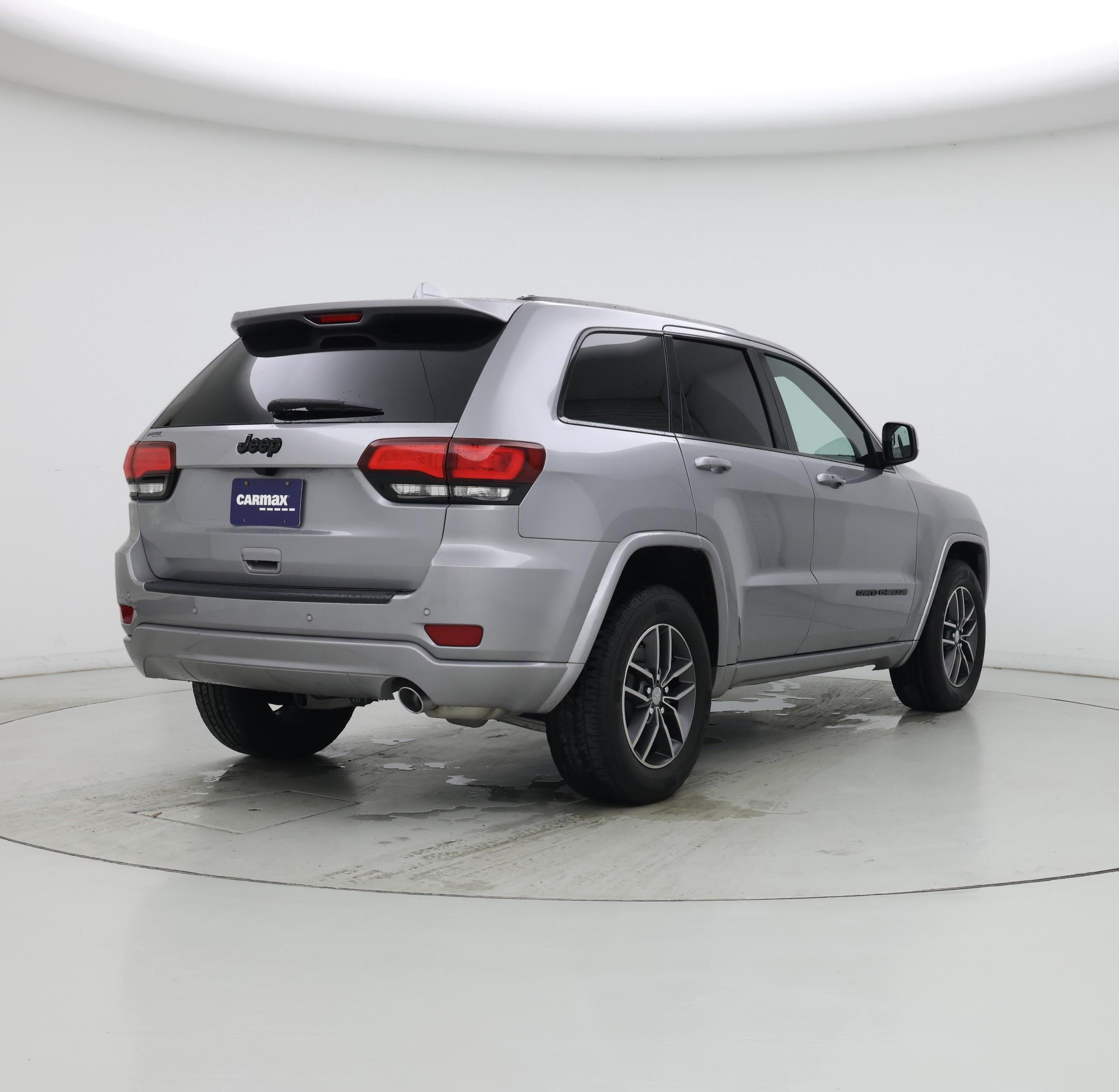 Thumbnail: 2021 Jeep Grand Cherokee - 8