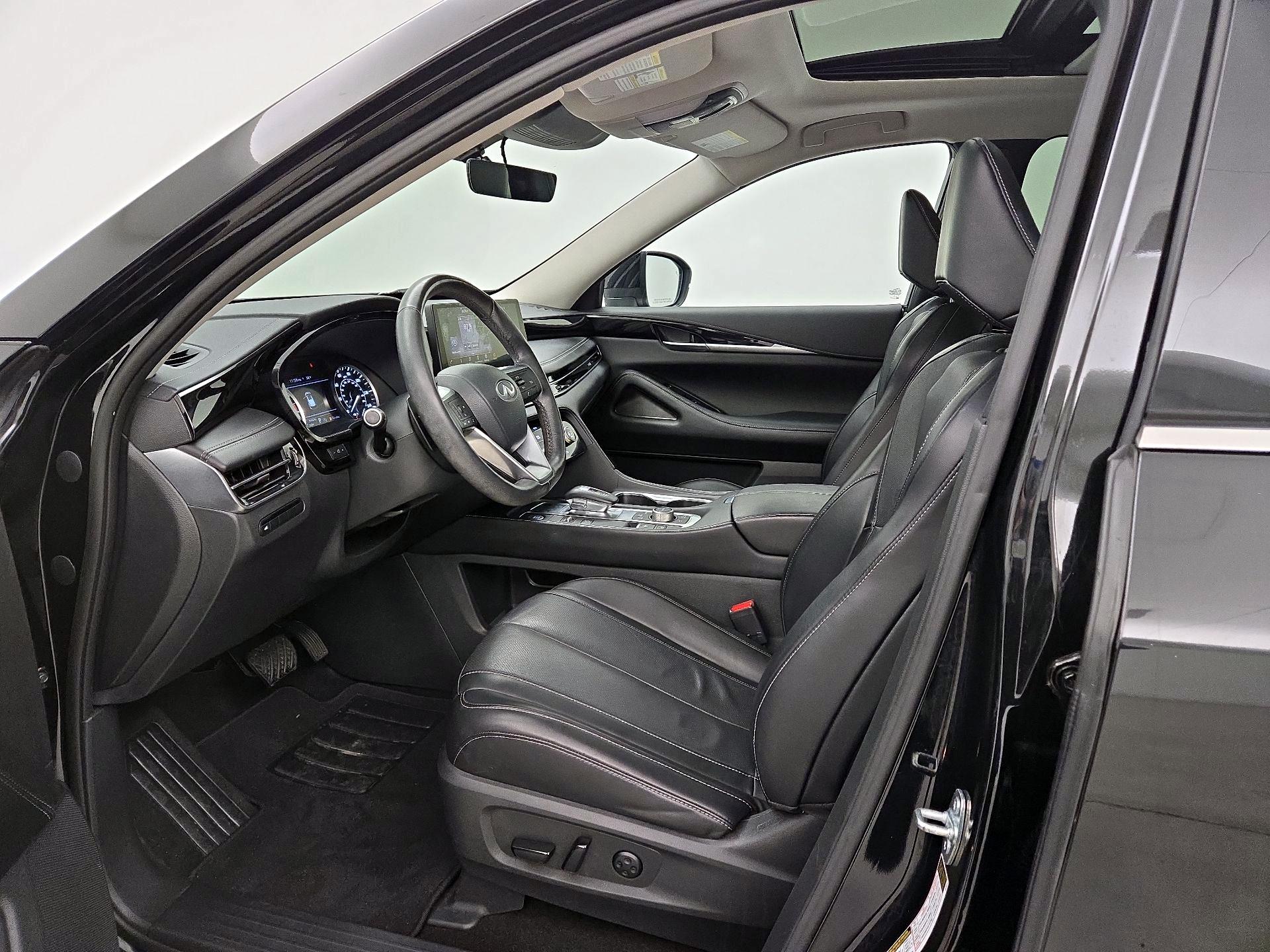 Thumbnail: 2023 INFINITI QX60 - 11