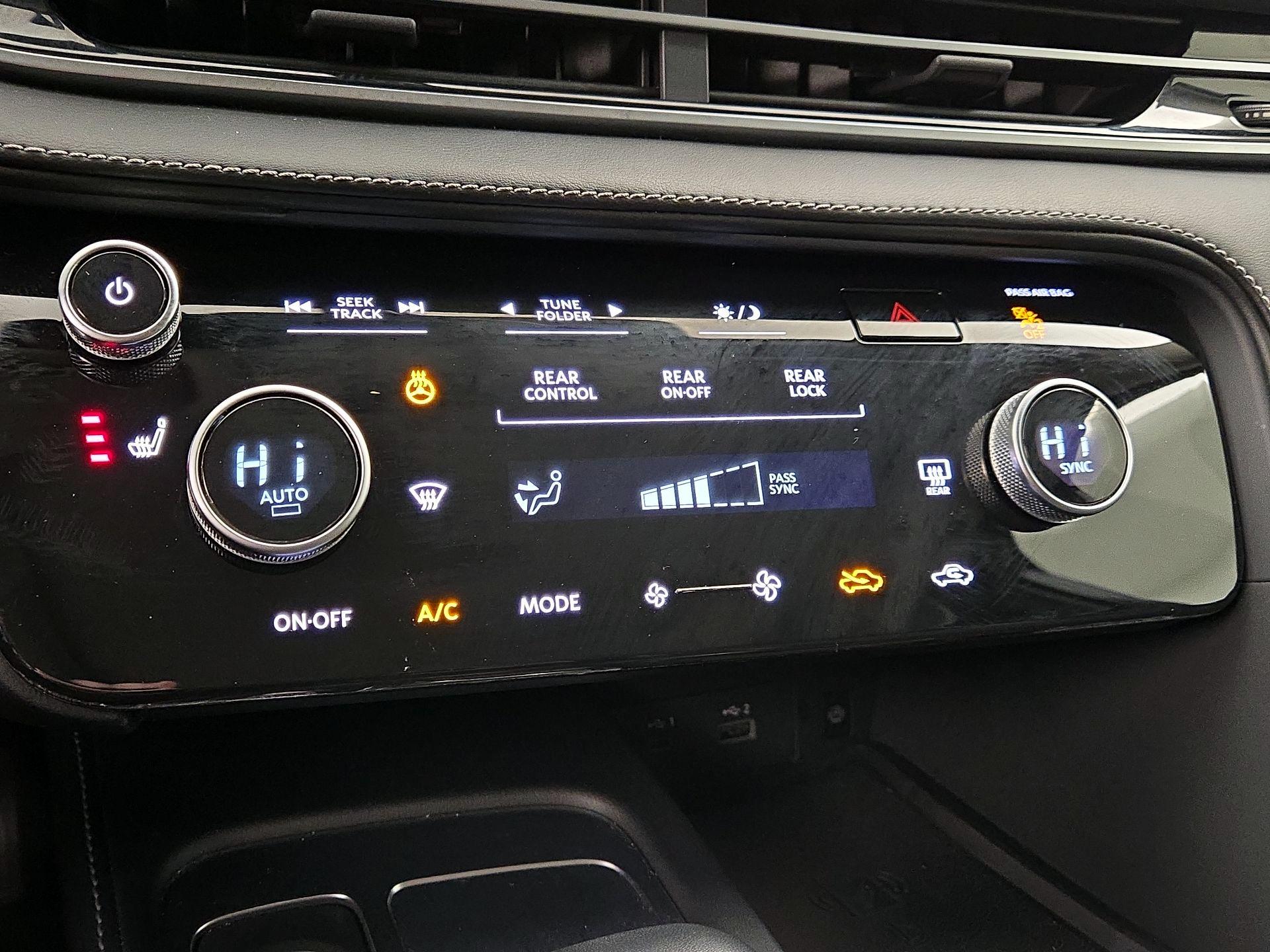 Thumbnail: 2023 INFINITI QX60 - 16