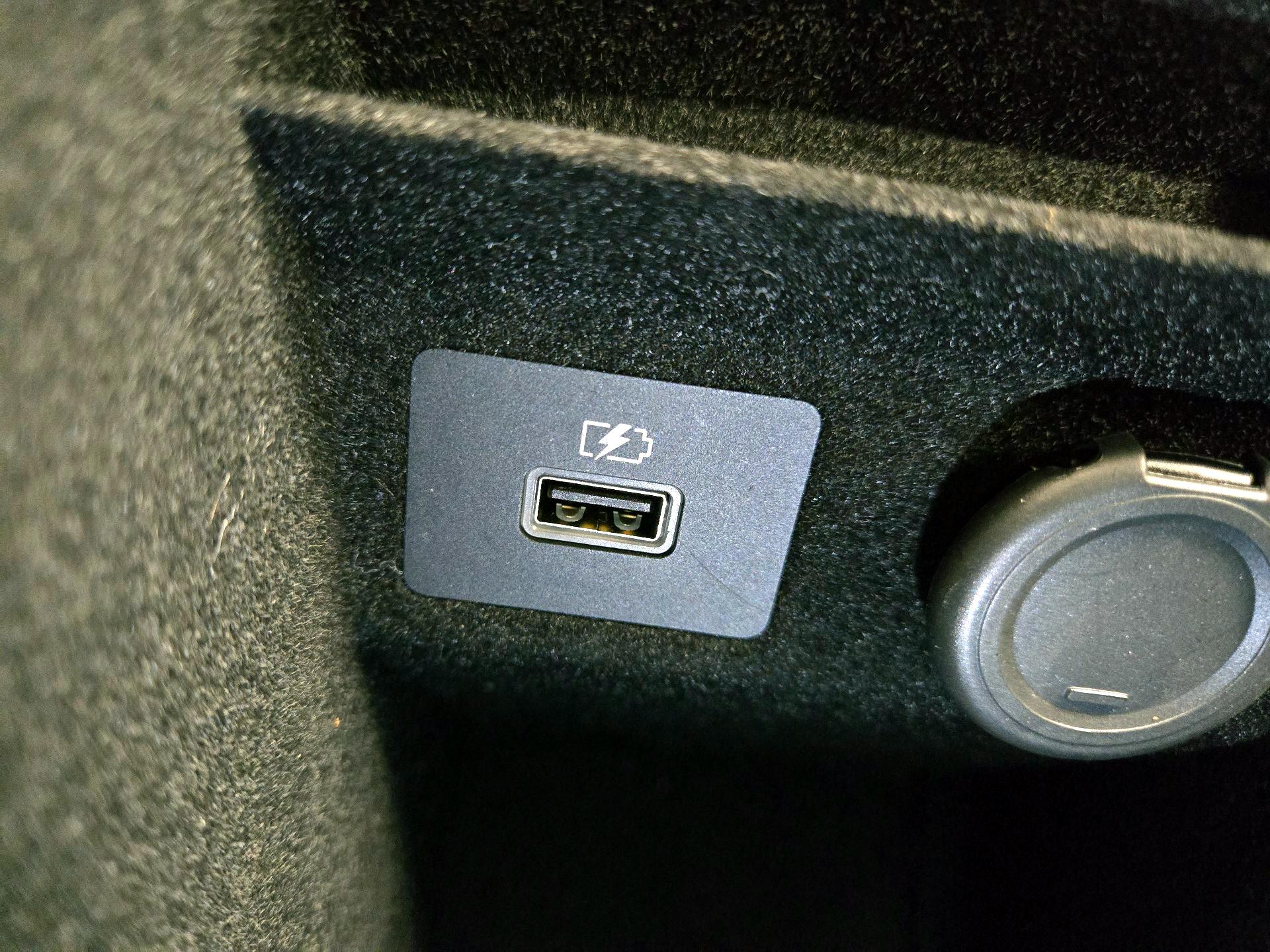 Thumbnail: 2023 INFINITI QX60 - 18