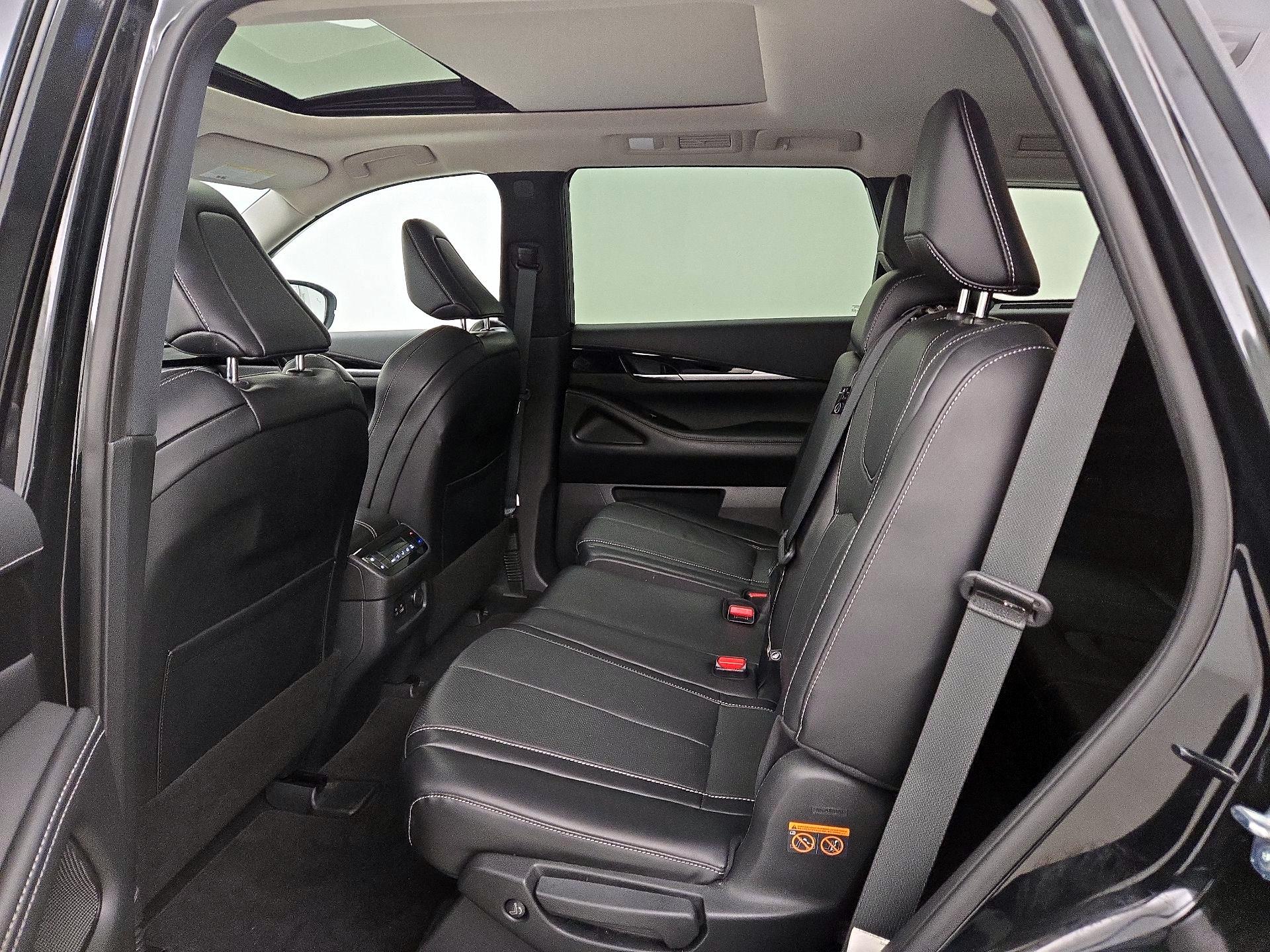 Thumbnail: 2023 INFINITI QX60 - 20