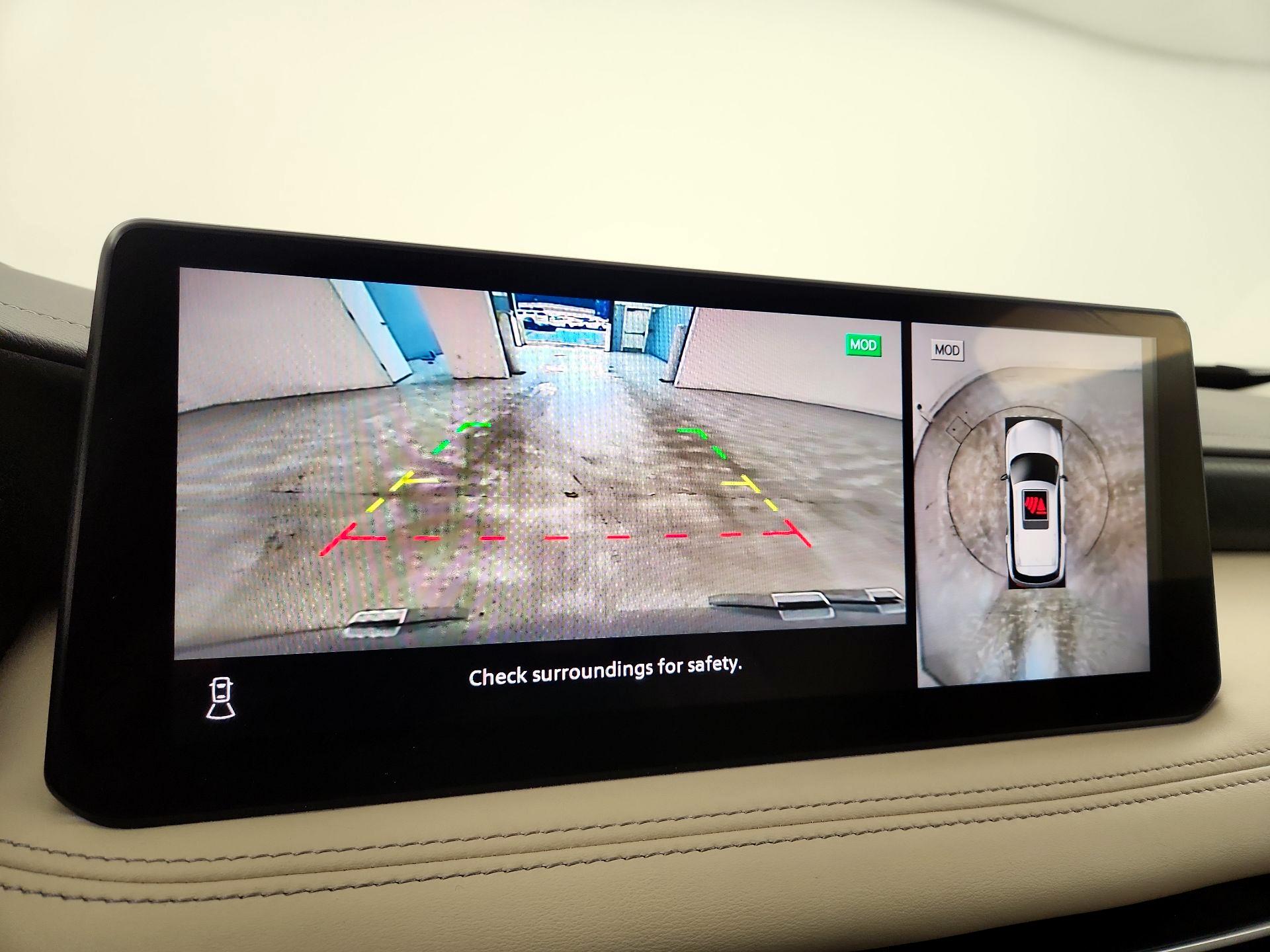 Thumbnail: 2023 INFINITI QX60 - 15