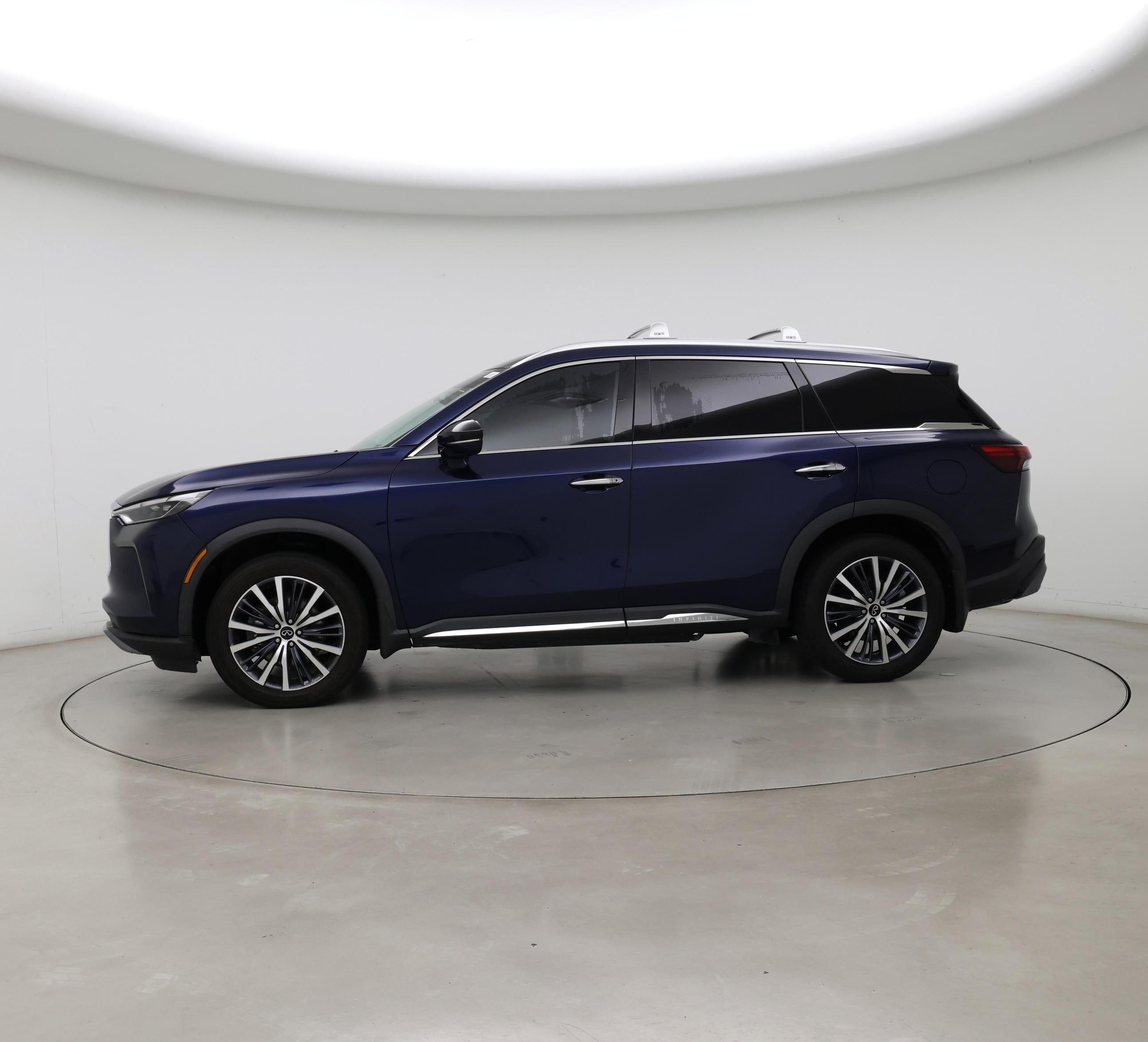 Thumbnail: 2023 INFINITI QX60 - 3
